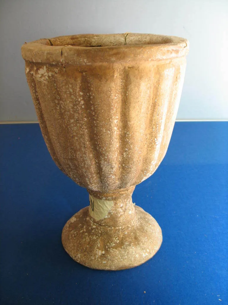 Gefäss Plastik gross