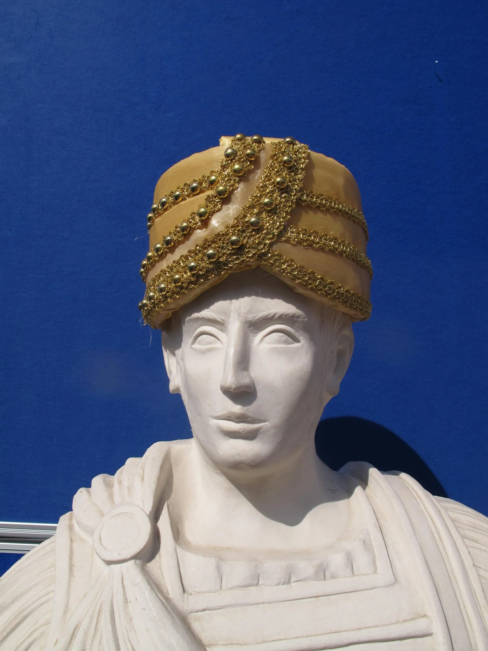 Kopfbedeckung König #8