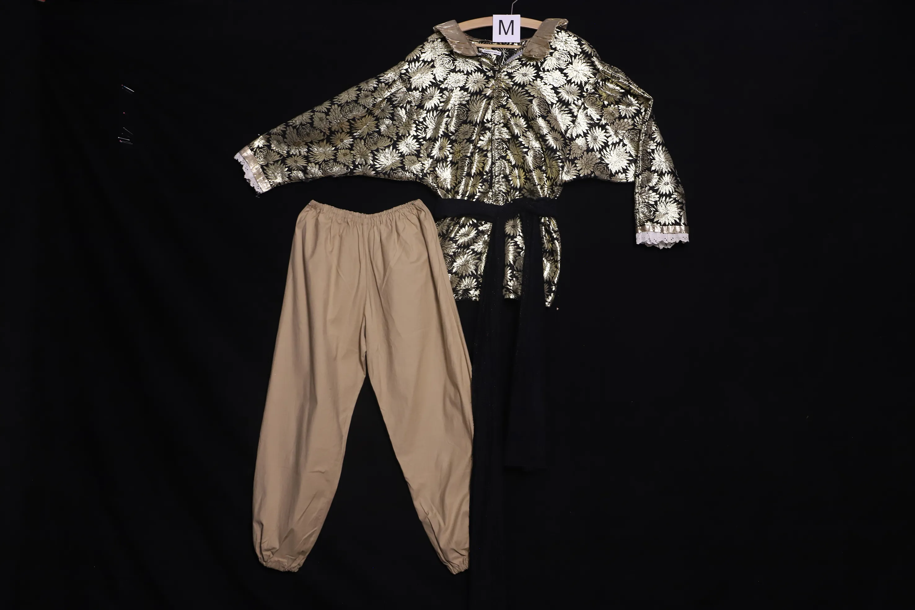 Verkleidung M, gold-beige ( M0325 )