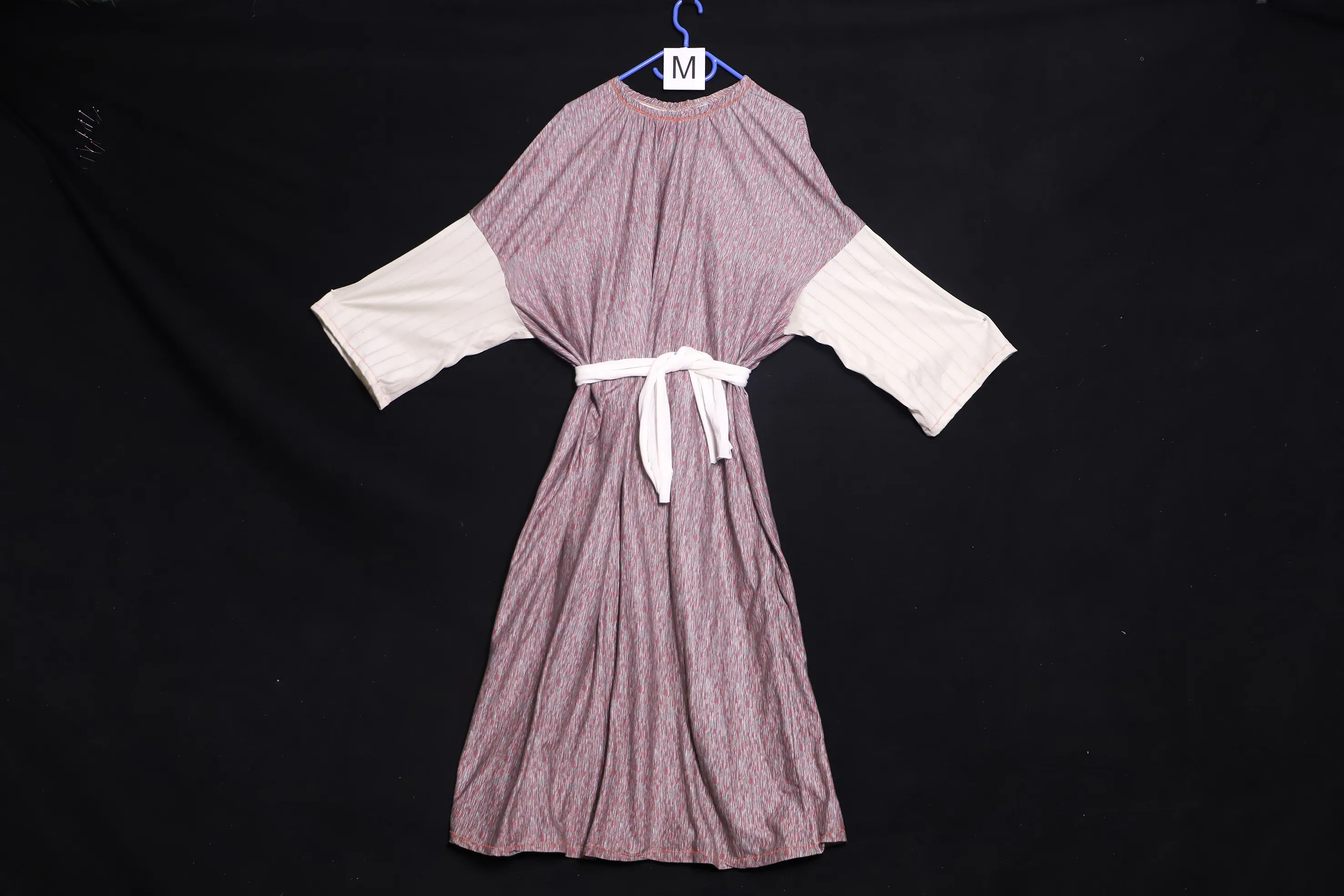 Verkleidung M, violett-weiss ( M0530 )