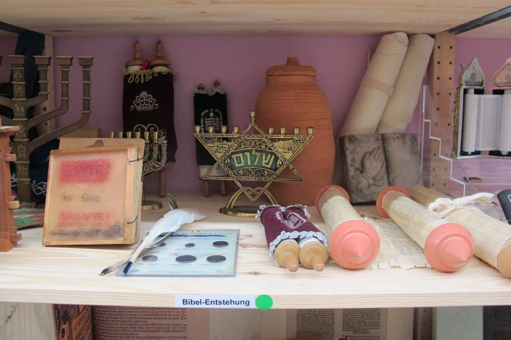 Bibeln Ausstellung antik 