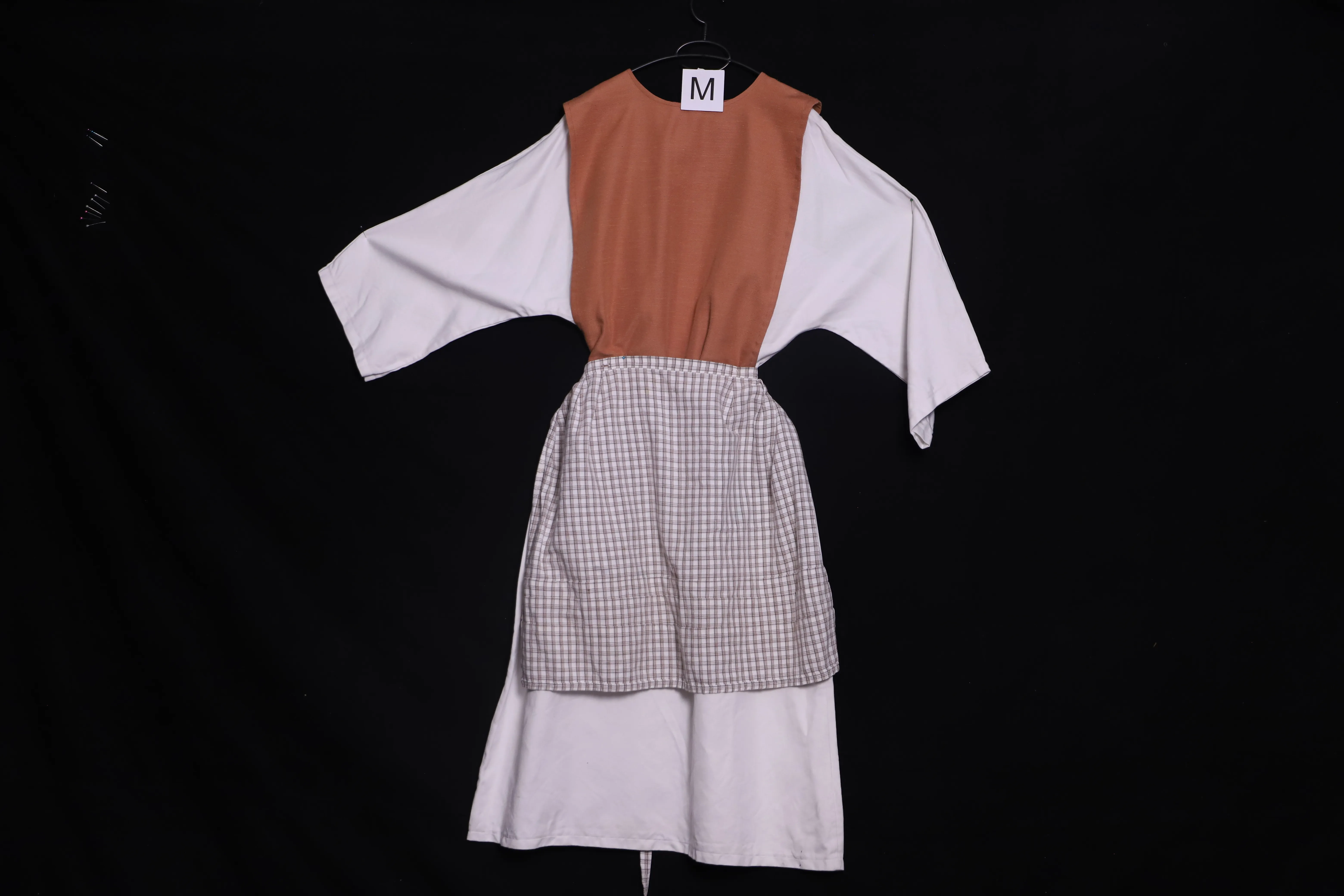 Verkleidung M mit Schürze, weiss-braun ( M0140 )