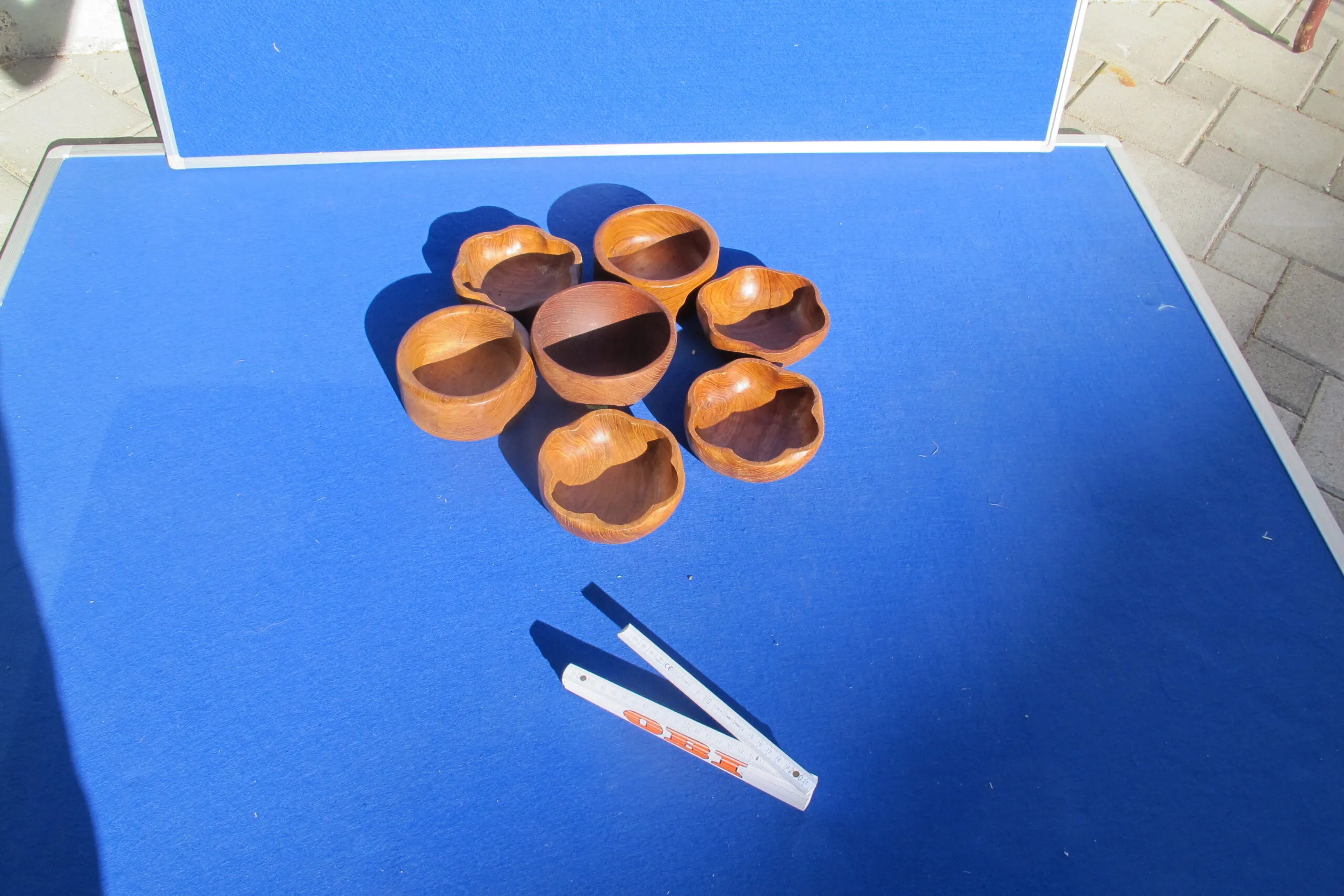 Schale aus Holz klein 