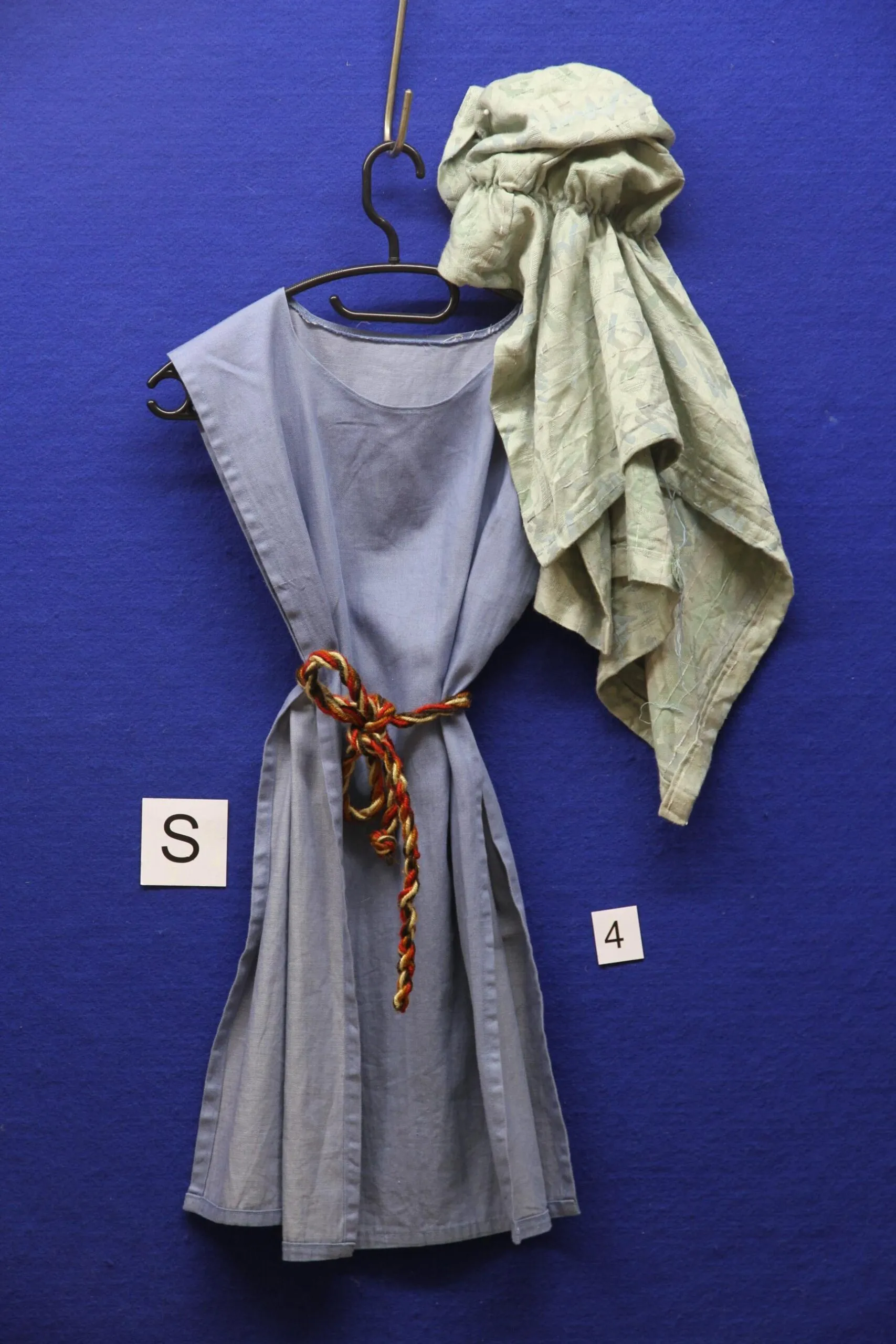 Überwurf mit Kopftuch #7