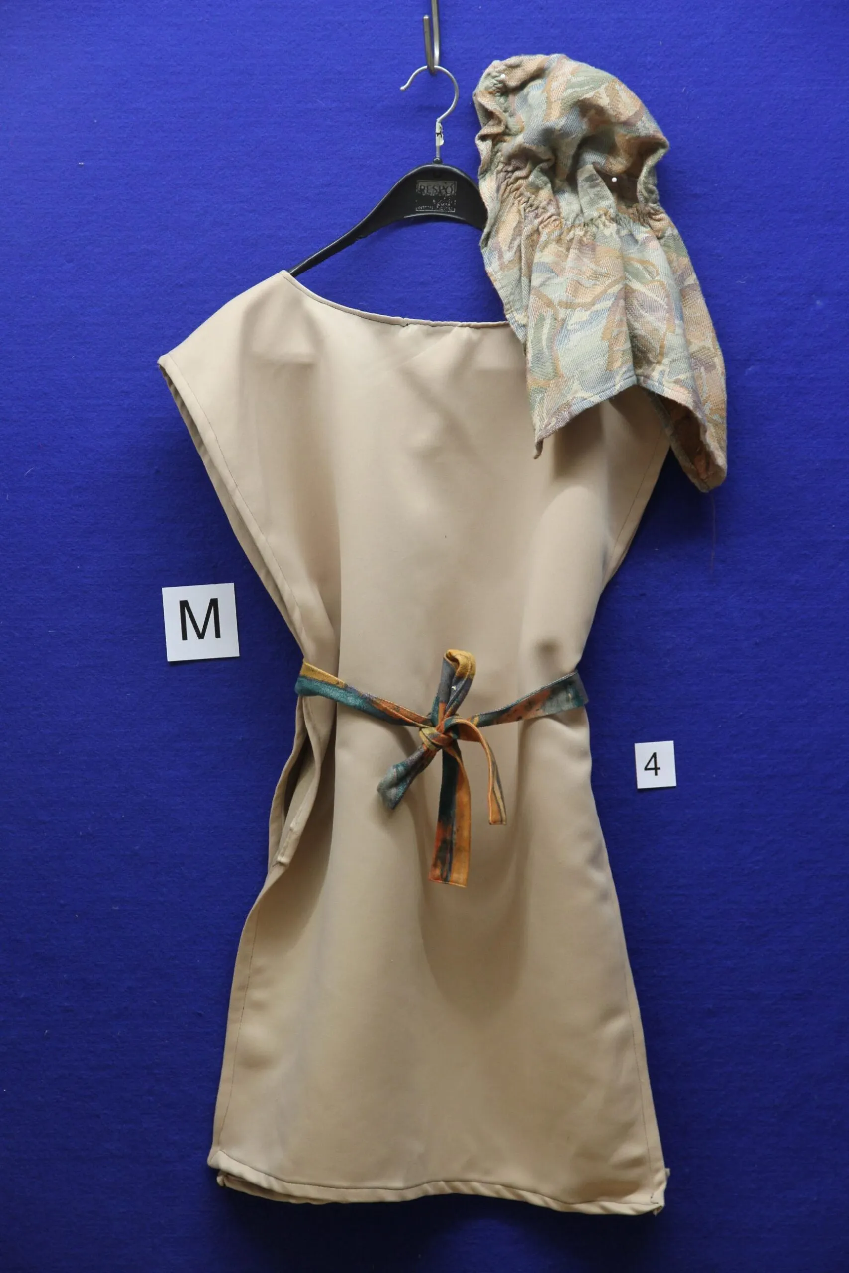 Überwurf mit Kopftuch #12