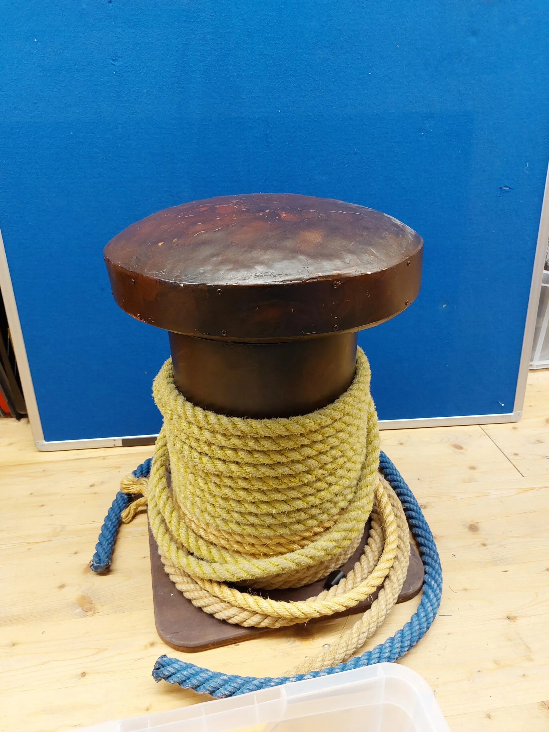 Poller, Seil befestigung für Schiffe 