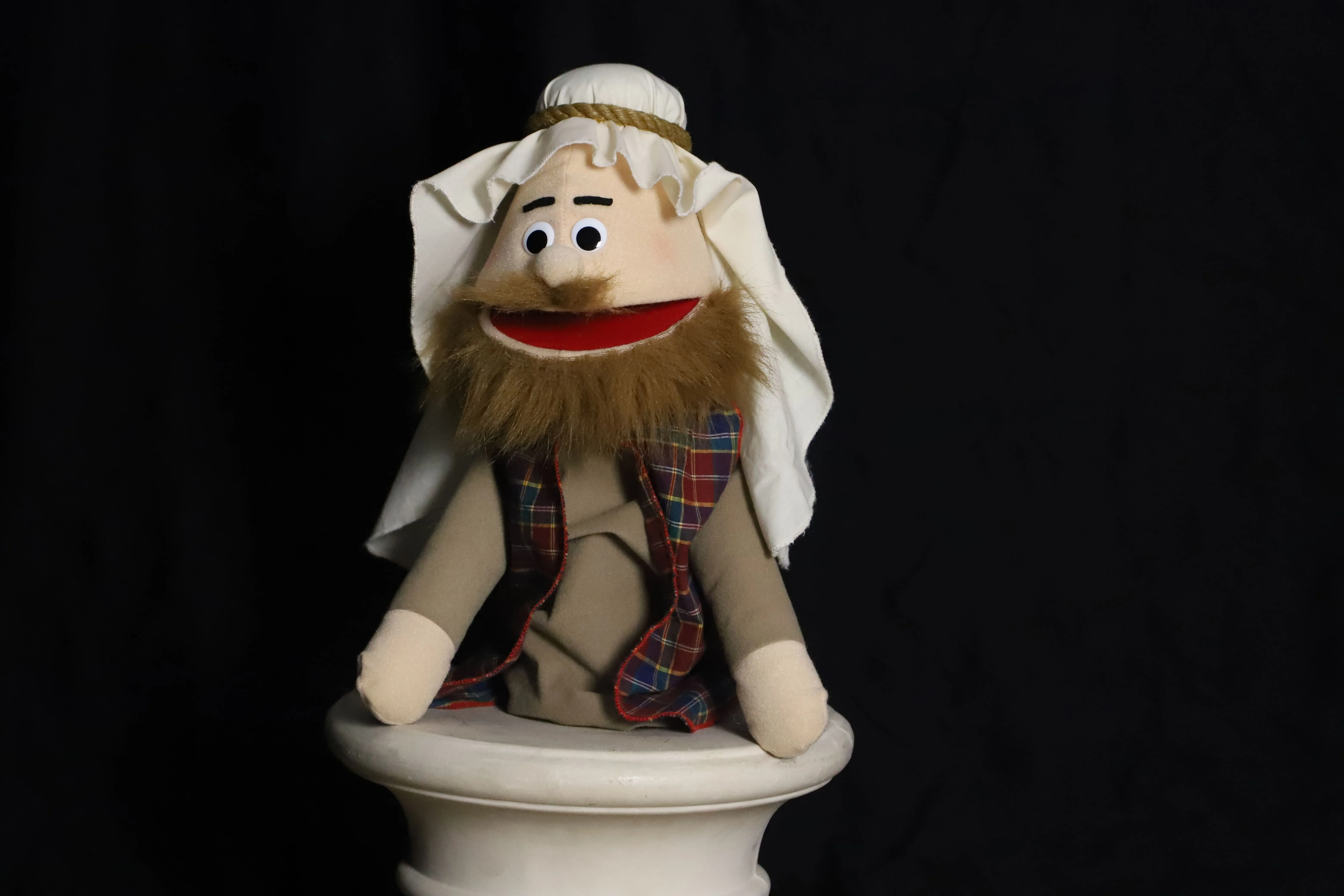 Handpuppe ( lustiger Jünger mit Kopfbedeckung, brauner Kleidung und Bart )