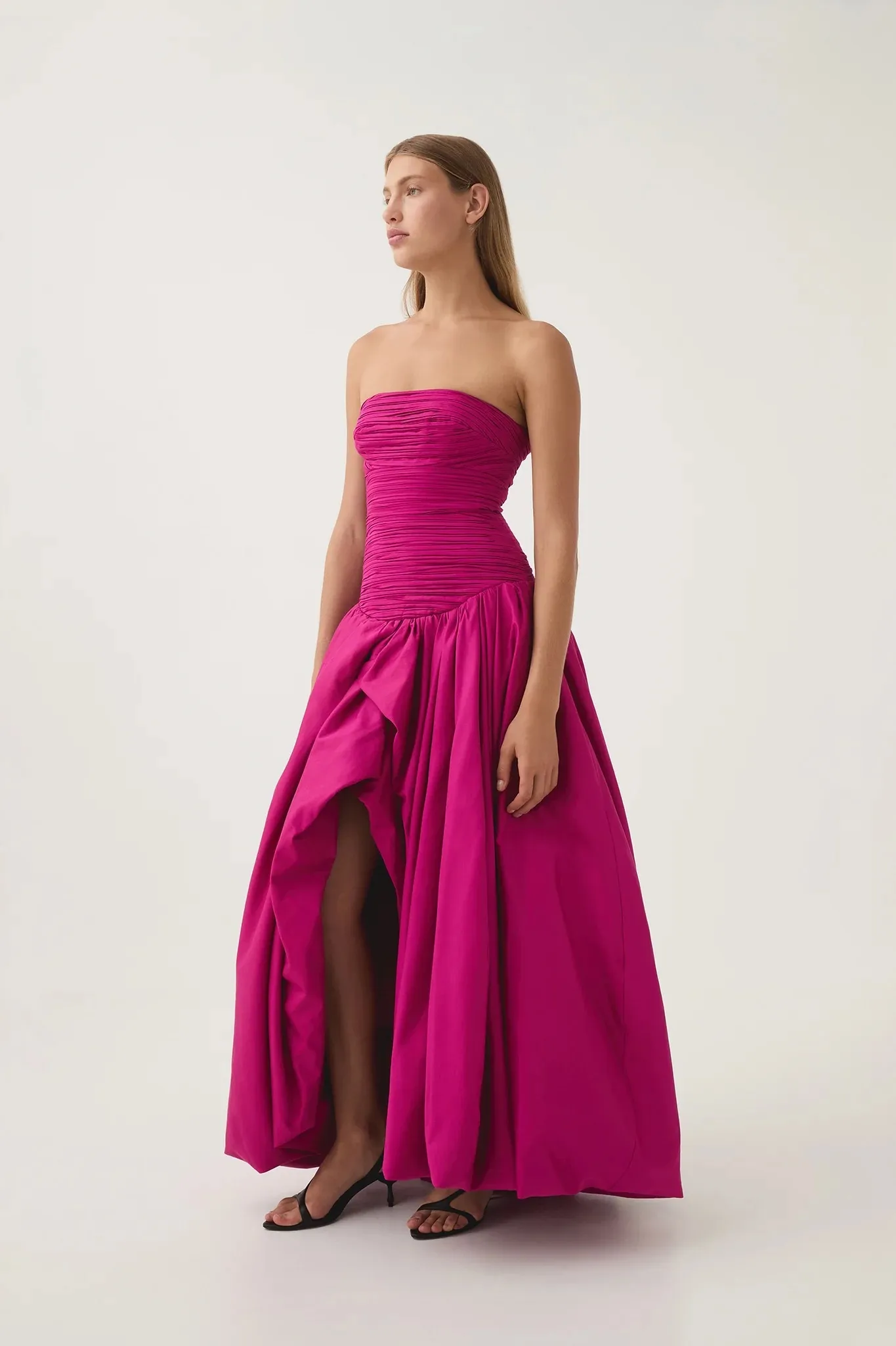 AJE - Bubble Hem Maxi in MAGENTA