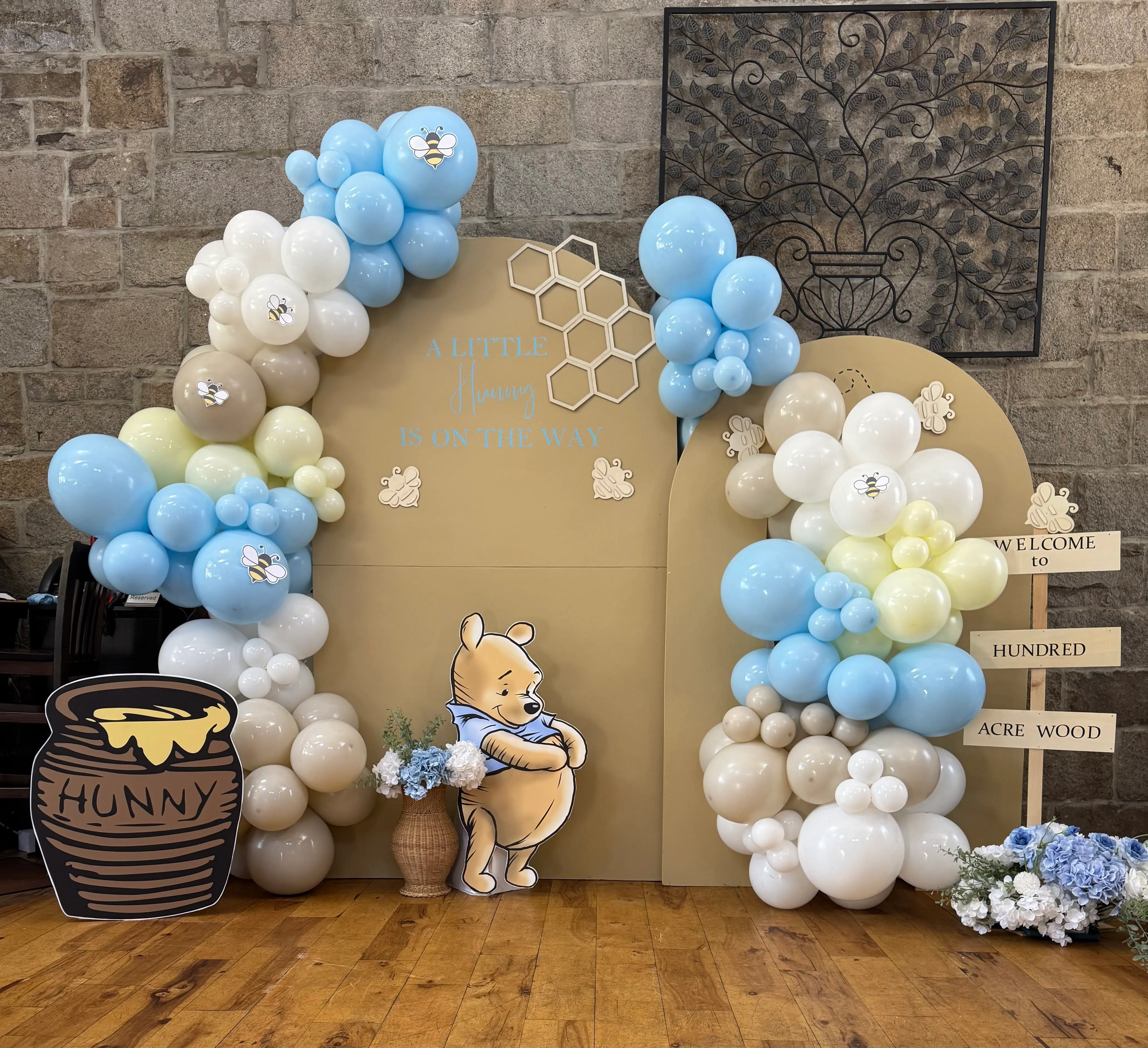 A Little Hunny Is on the Way 