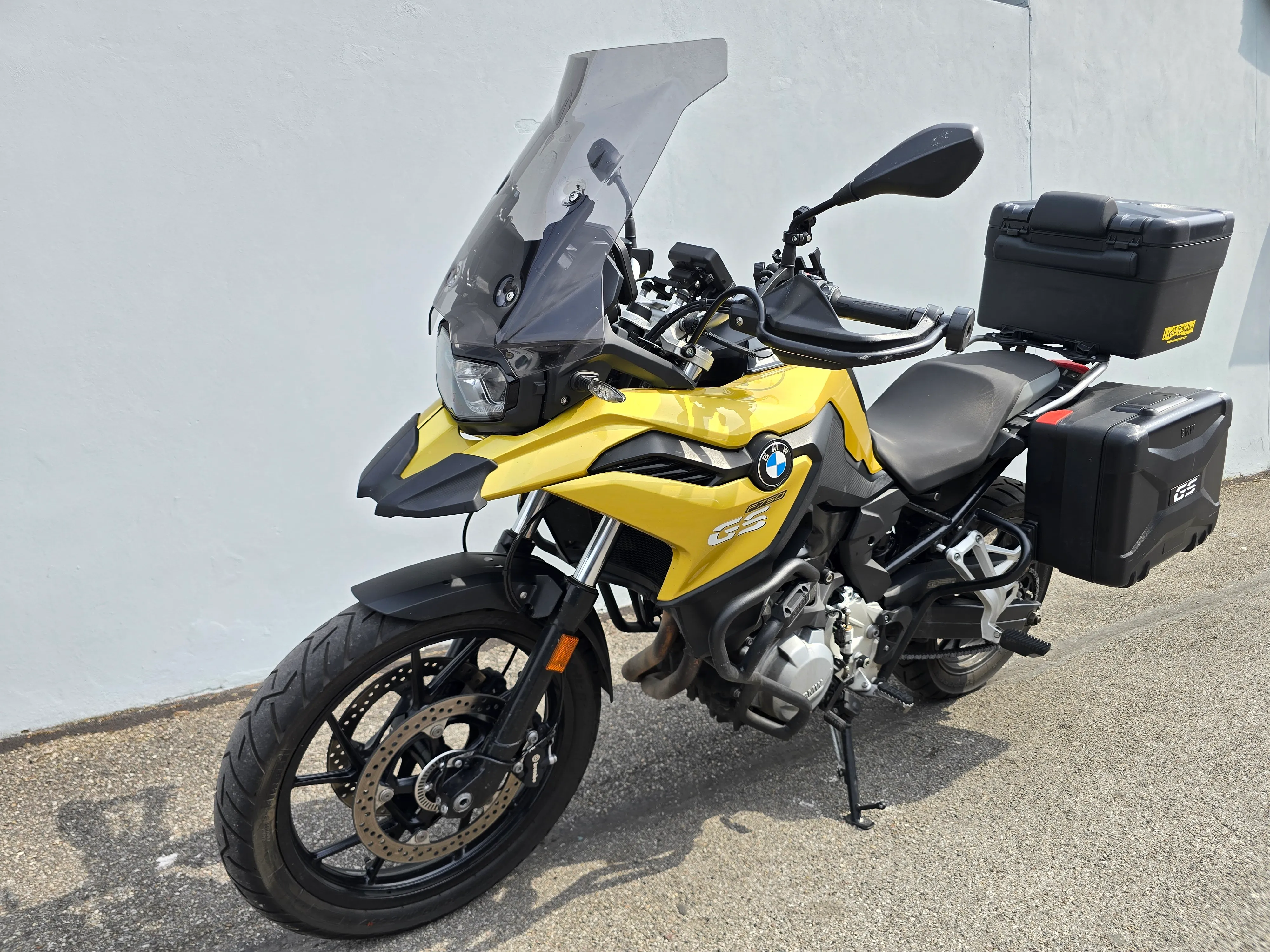 BMW F750GS Gold 