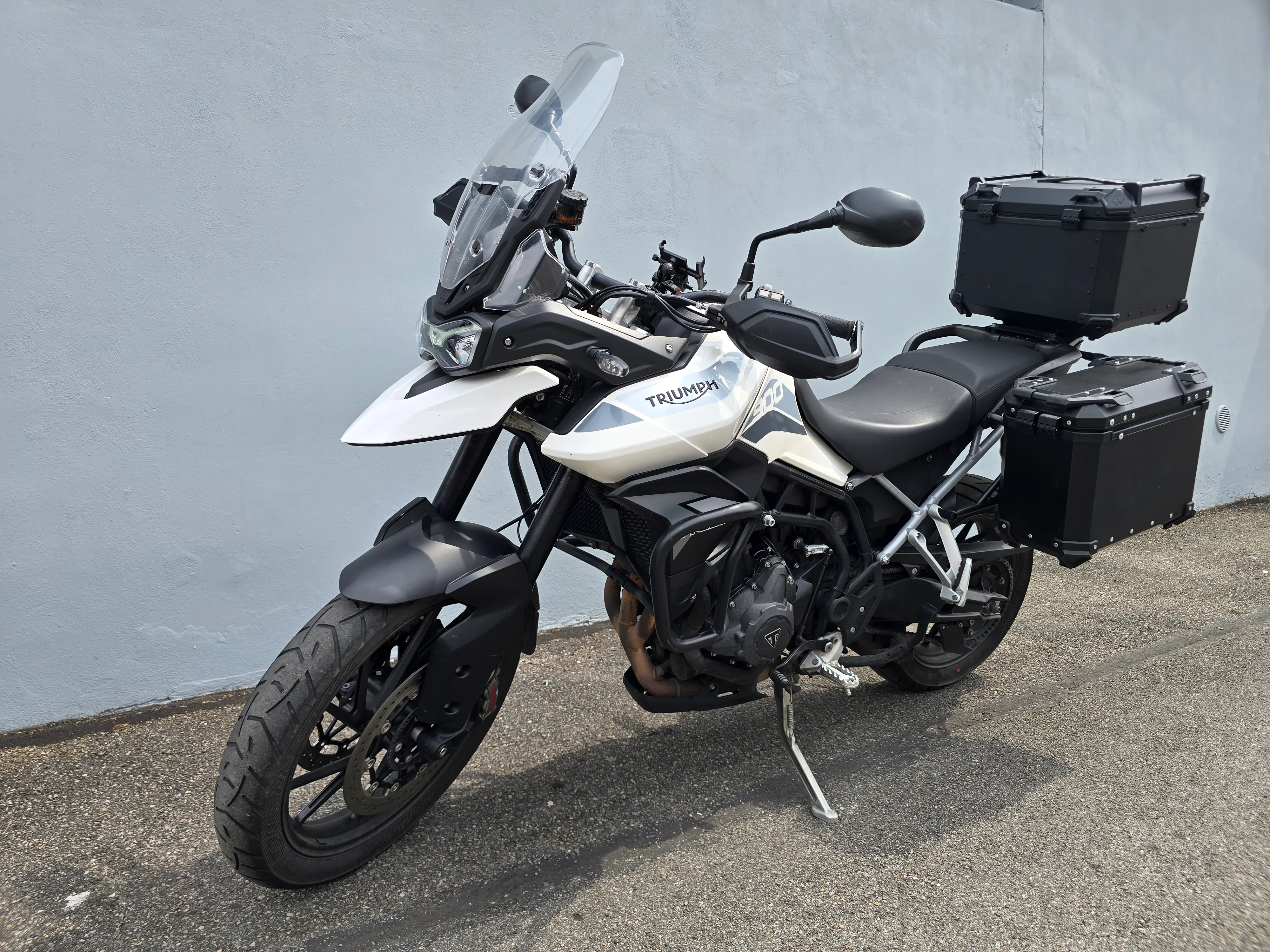 Triumph Tiger 900