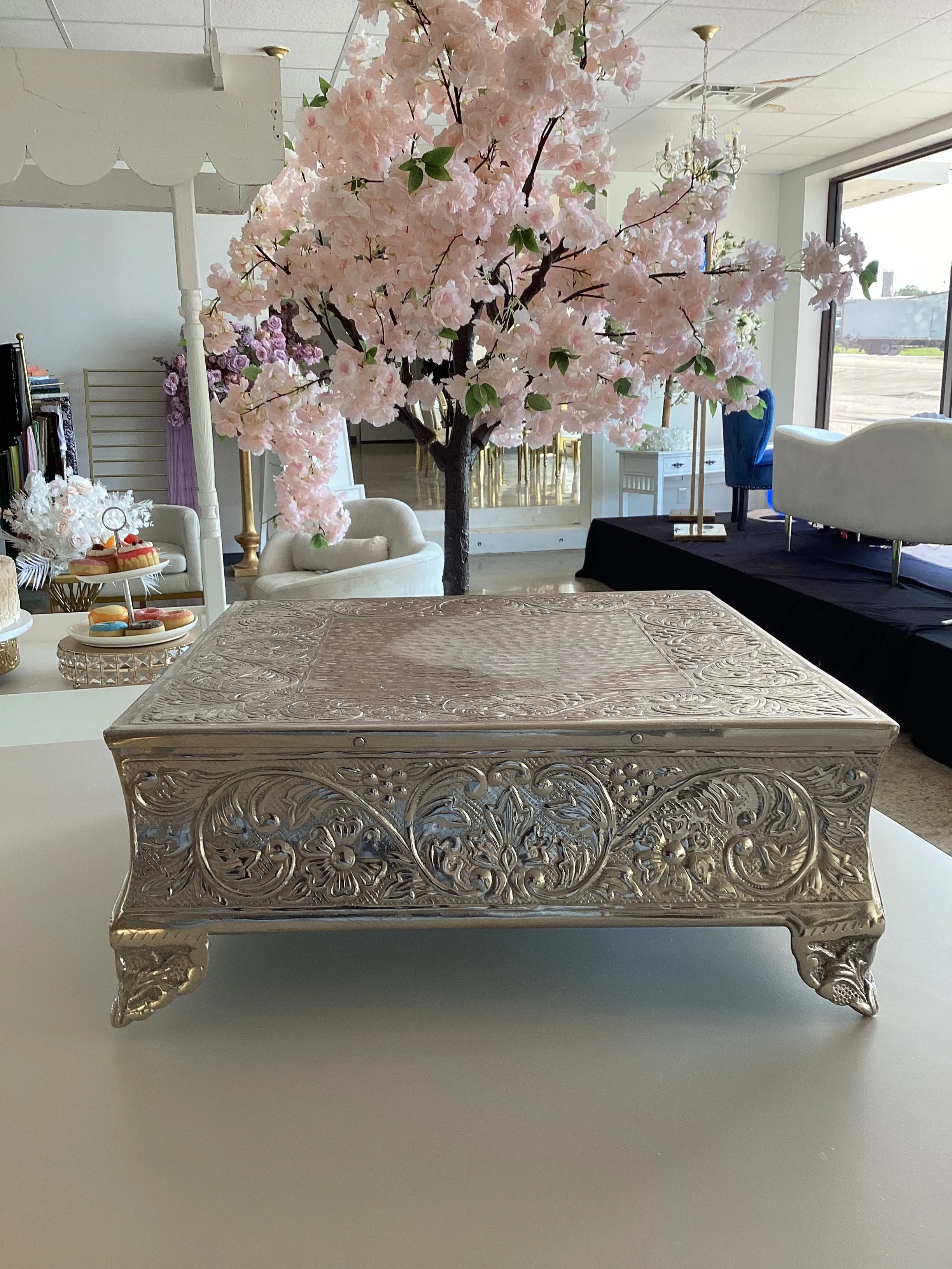 Sweet Serenity Cake Stand