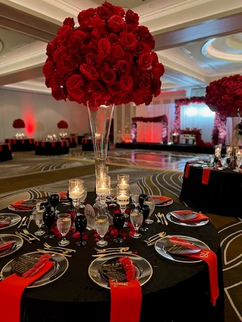 Pasion Red flower ball medium 