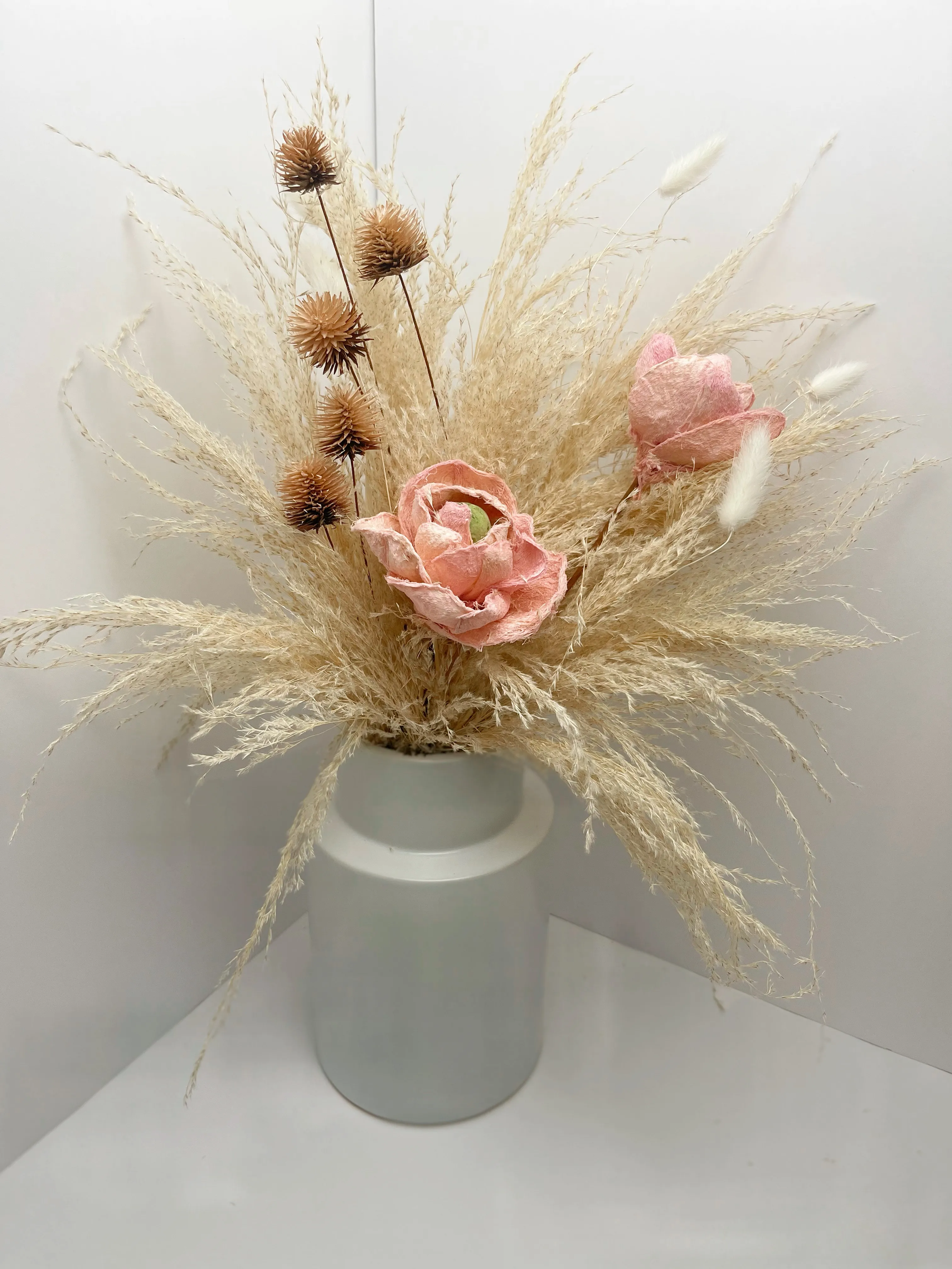 Natural Dried Pampas with Felt Pink Roses 