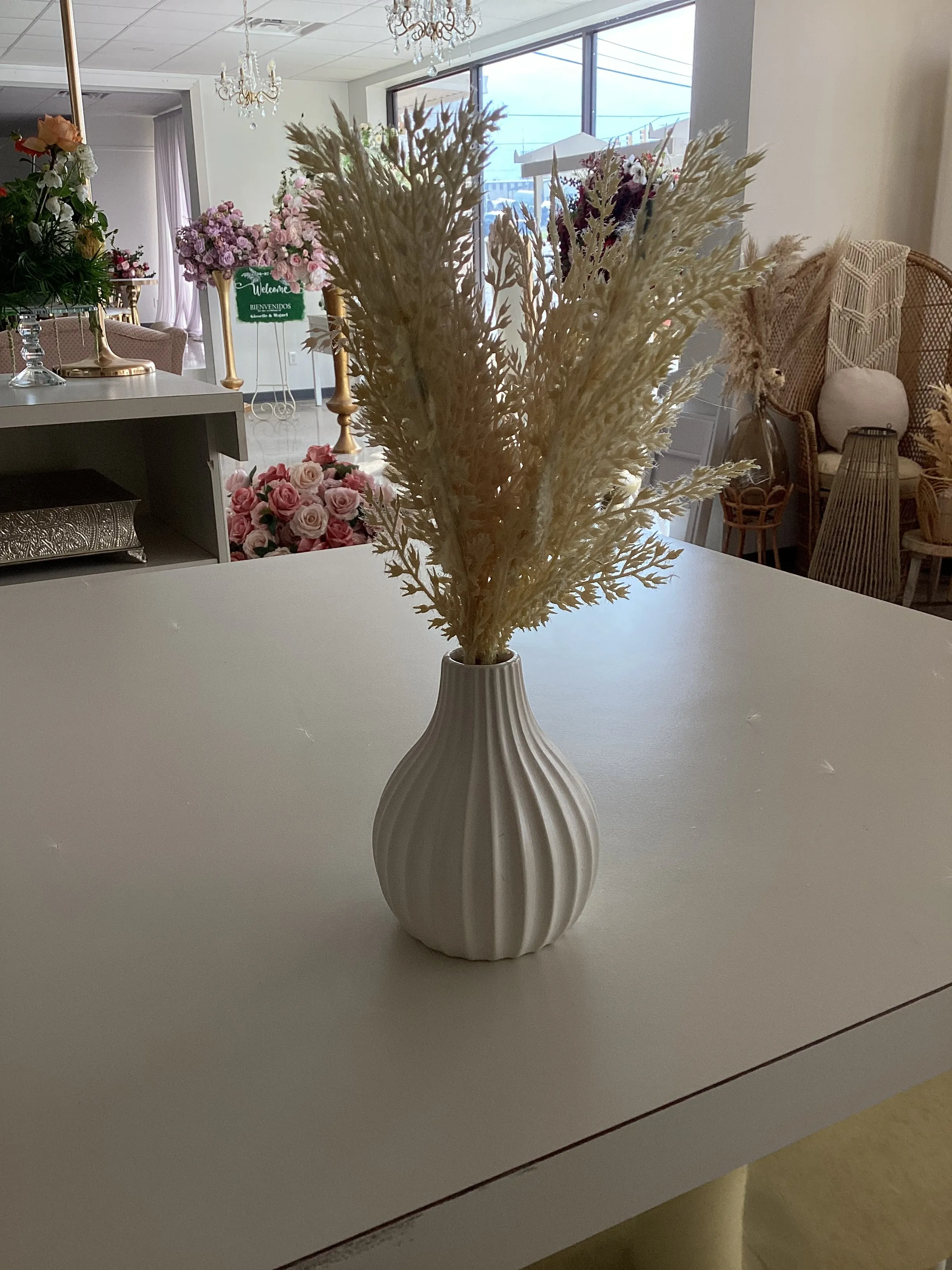 Dried pampas centerpiece
