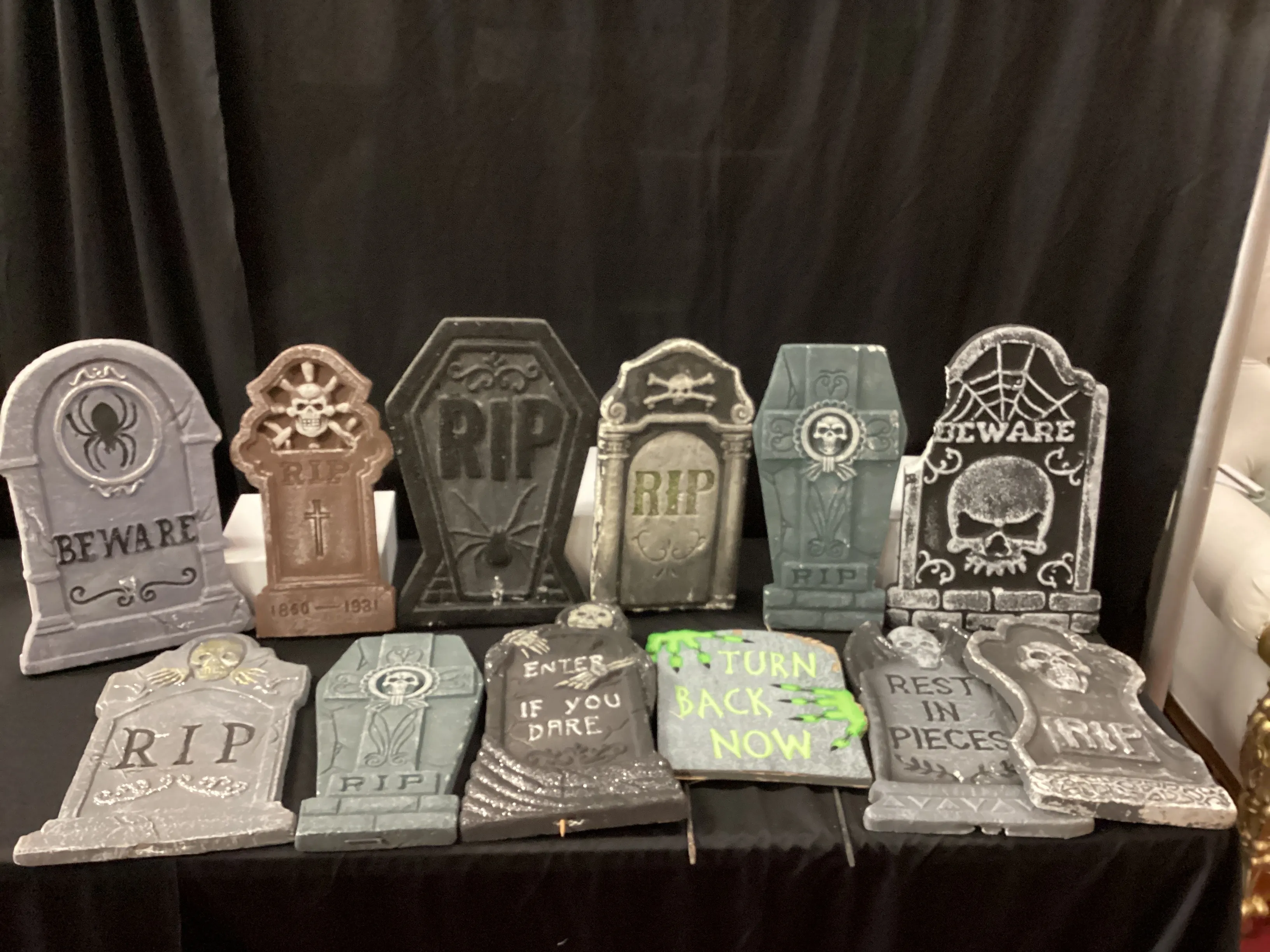 Halloween small rumbas 1ft 