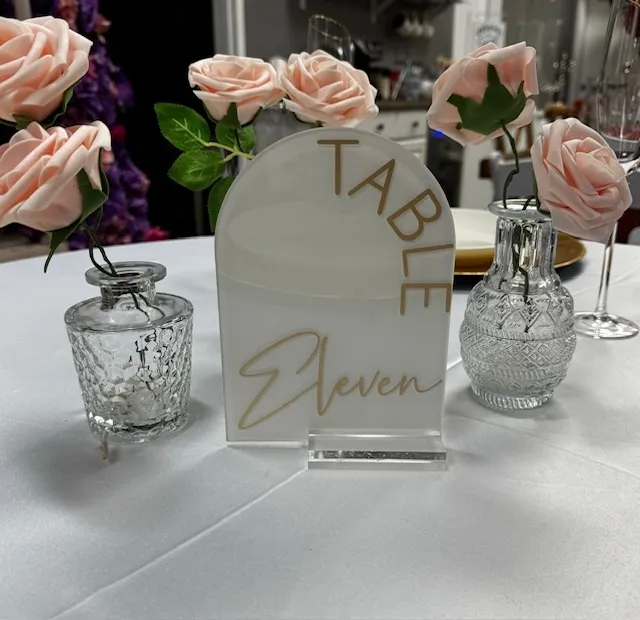 Acrylic gold and white table numbers 1-11