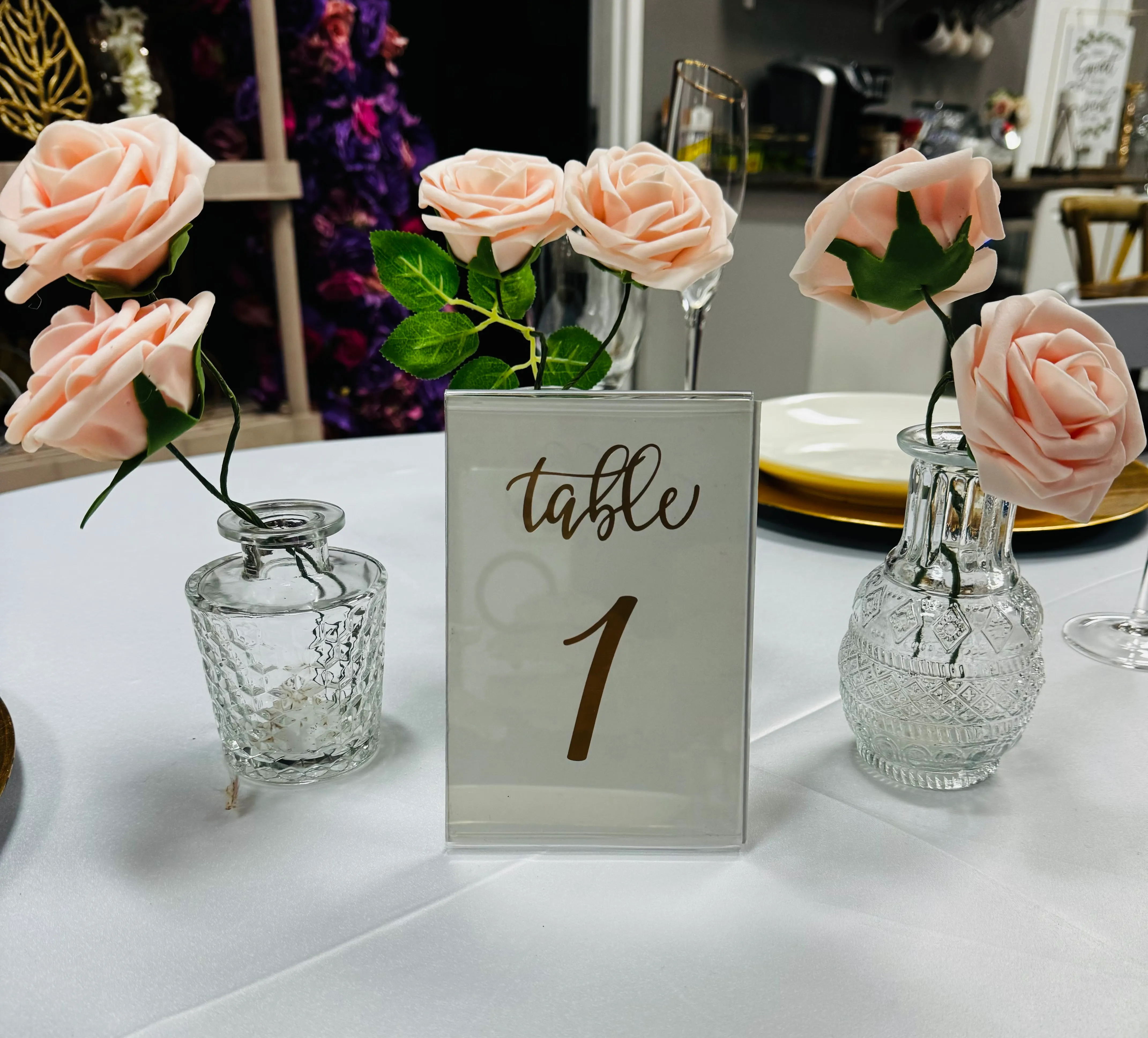 Square table numbers gold and white 1-30 