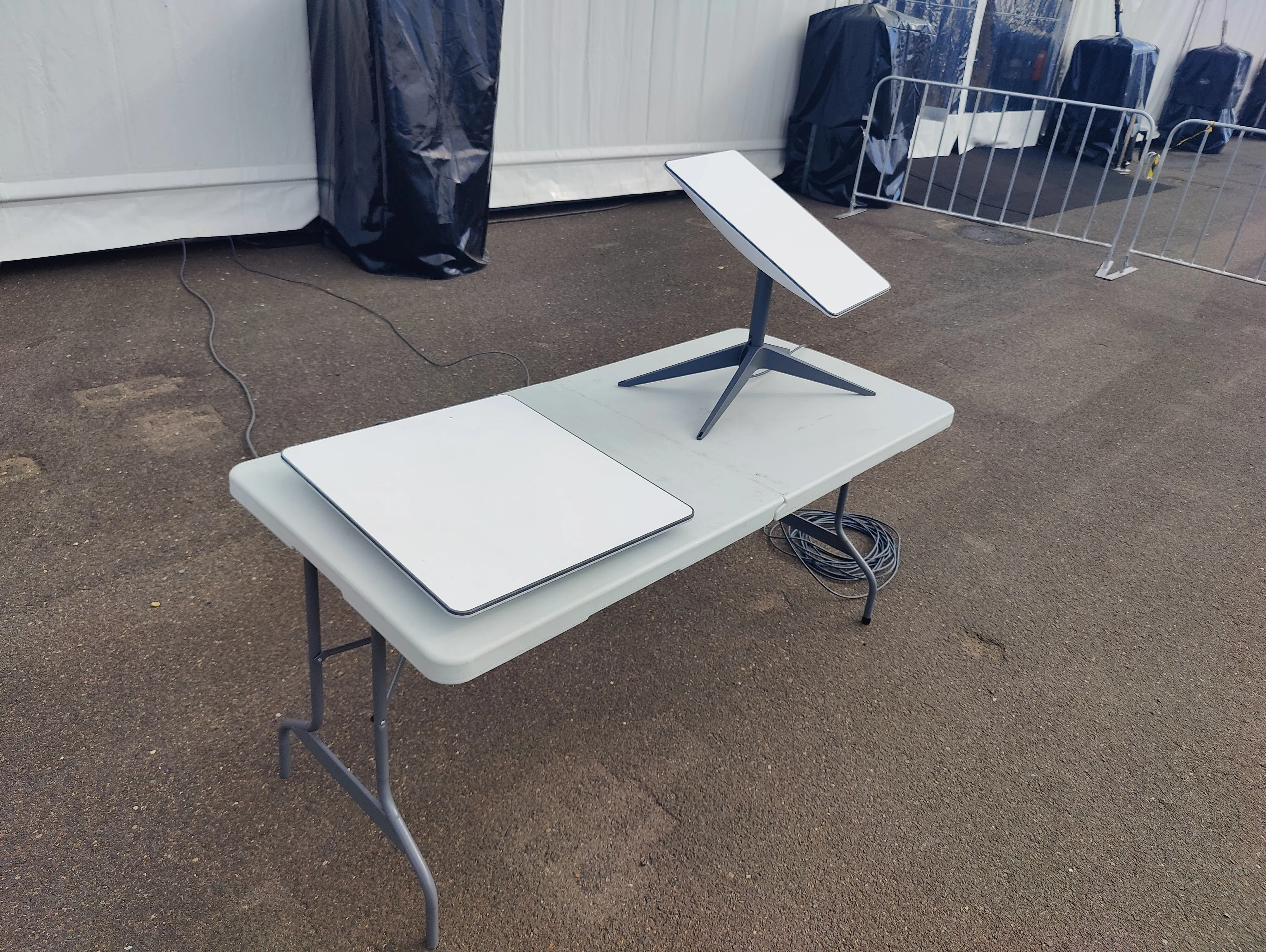 FOR HIRE Business Internet