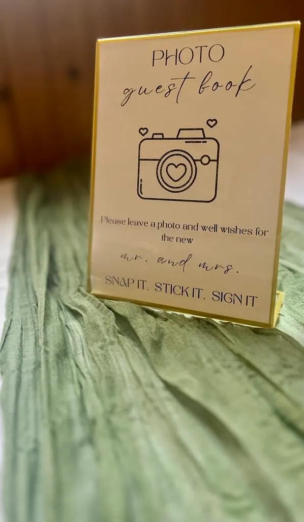 5x7 Acrylic Gold Frame Slanted Frame