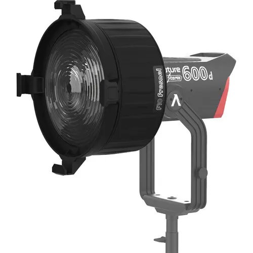 APUTURE F10 FRESNEL & BARN DOORS