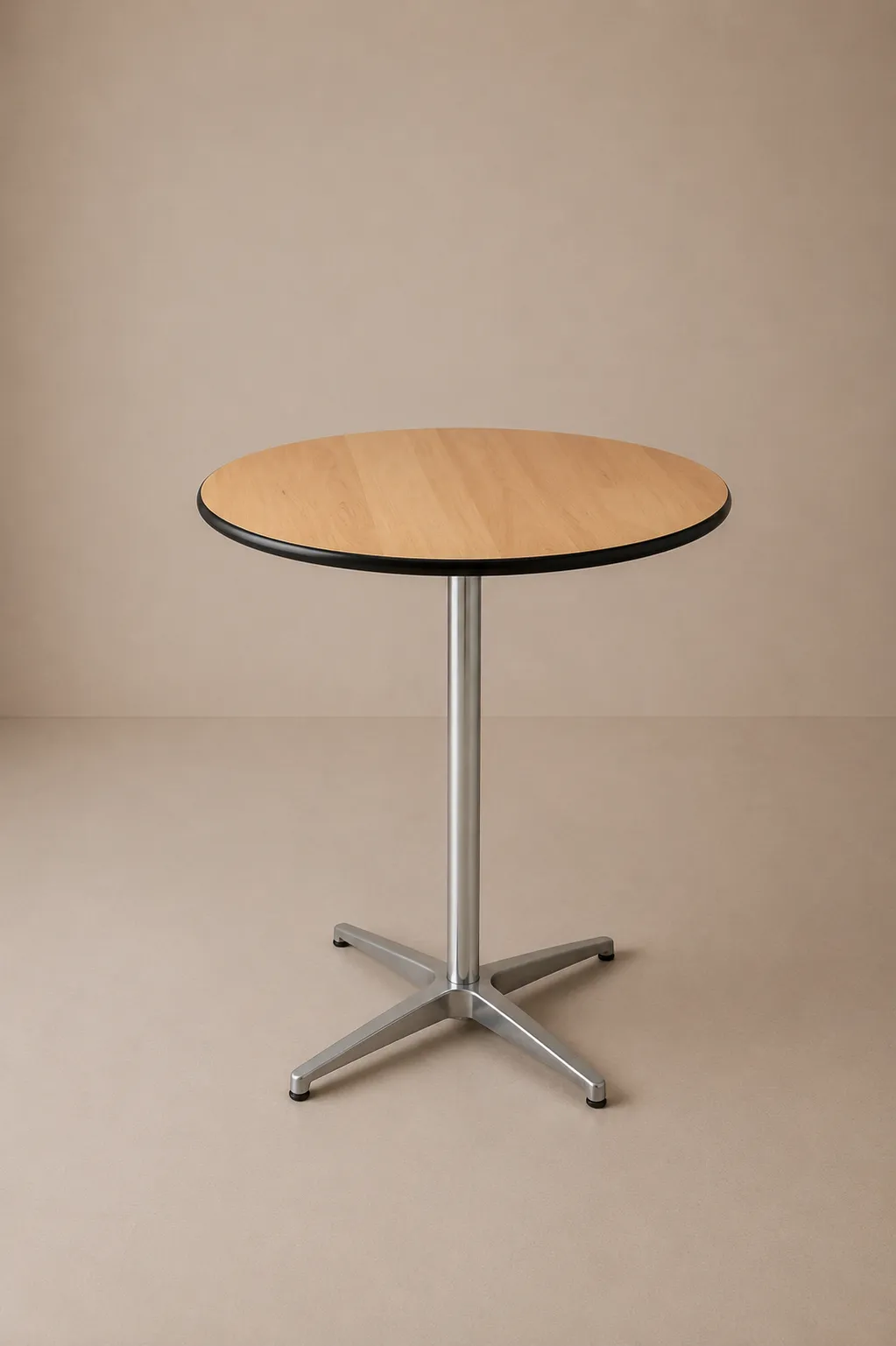 36" Round Cocktail Table