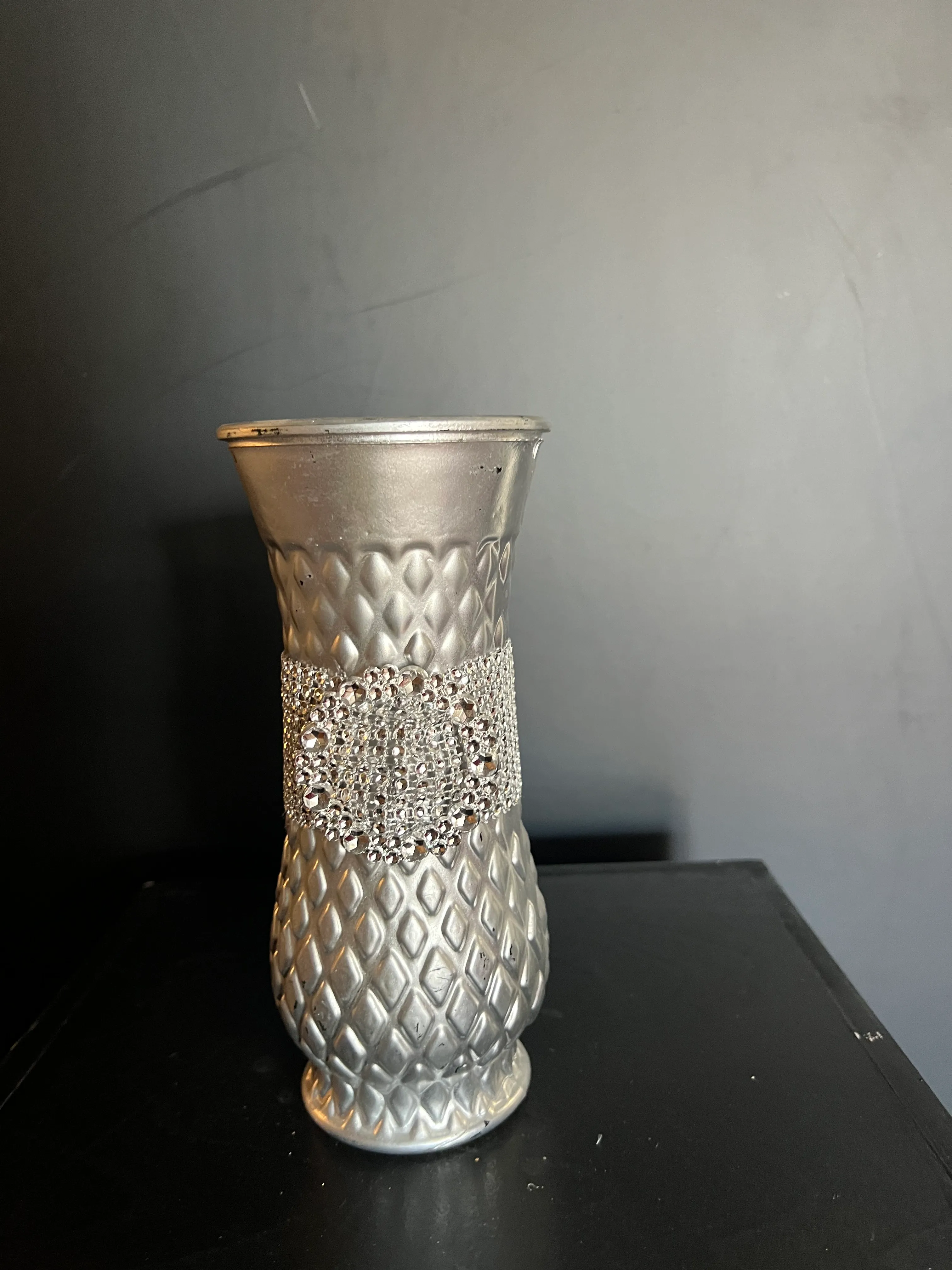 8.5in Silver Diamond Glass Vase