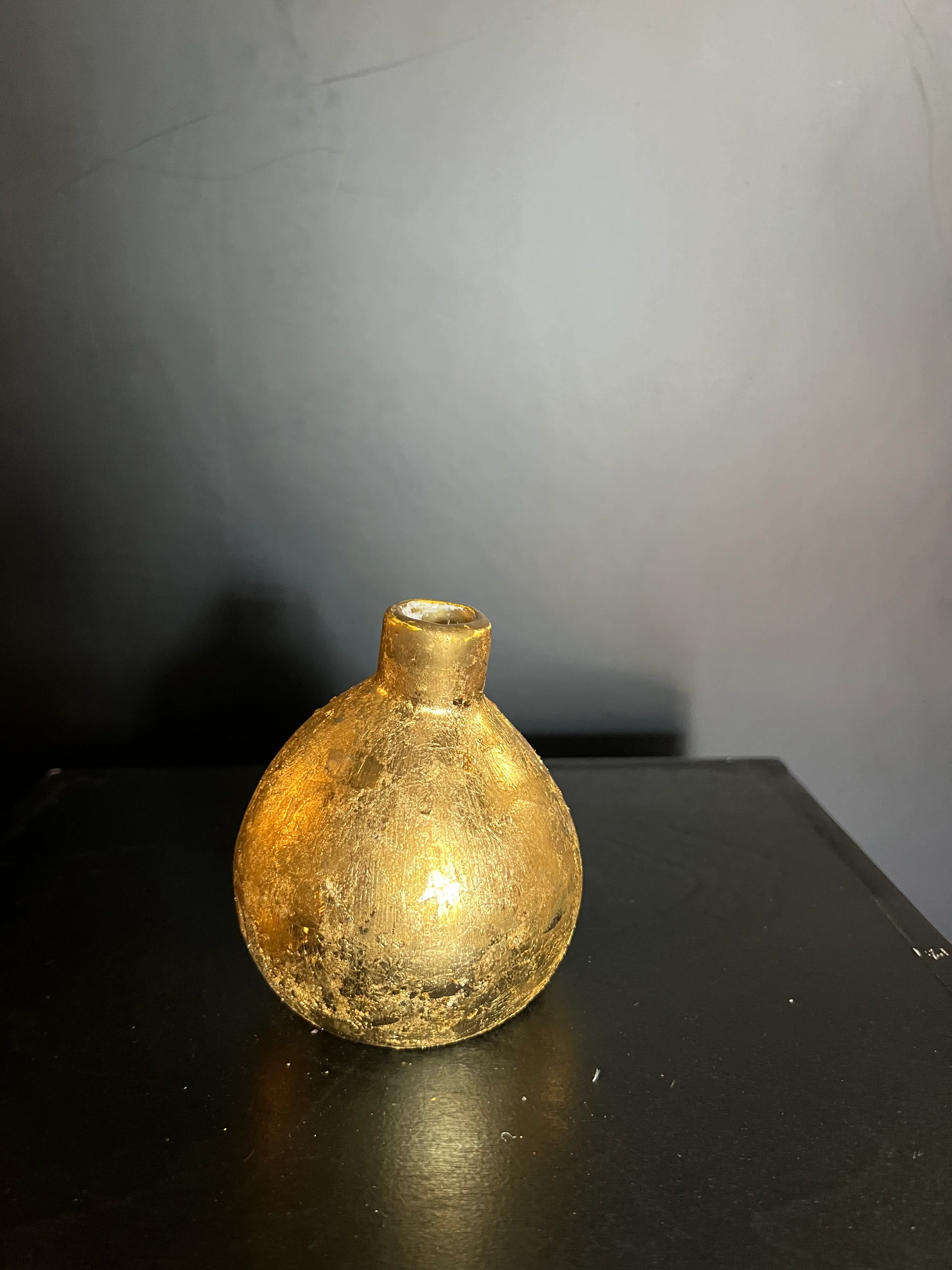 4.5in Gold texture Pear Vase