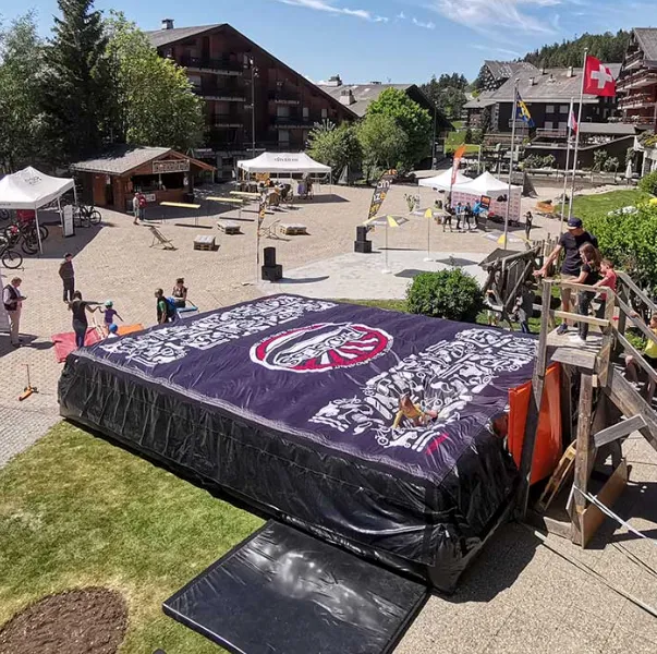 🦘 Airbag Adventure