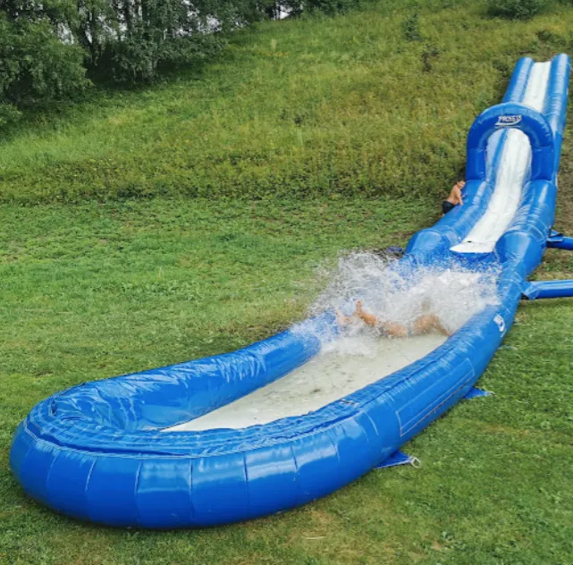 🏄 Waterslide End Pool