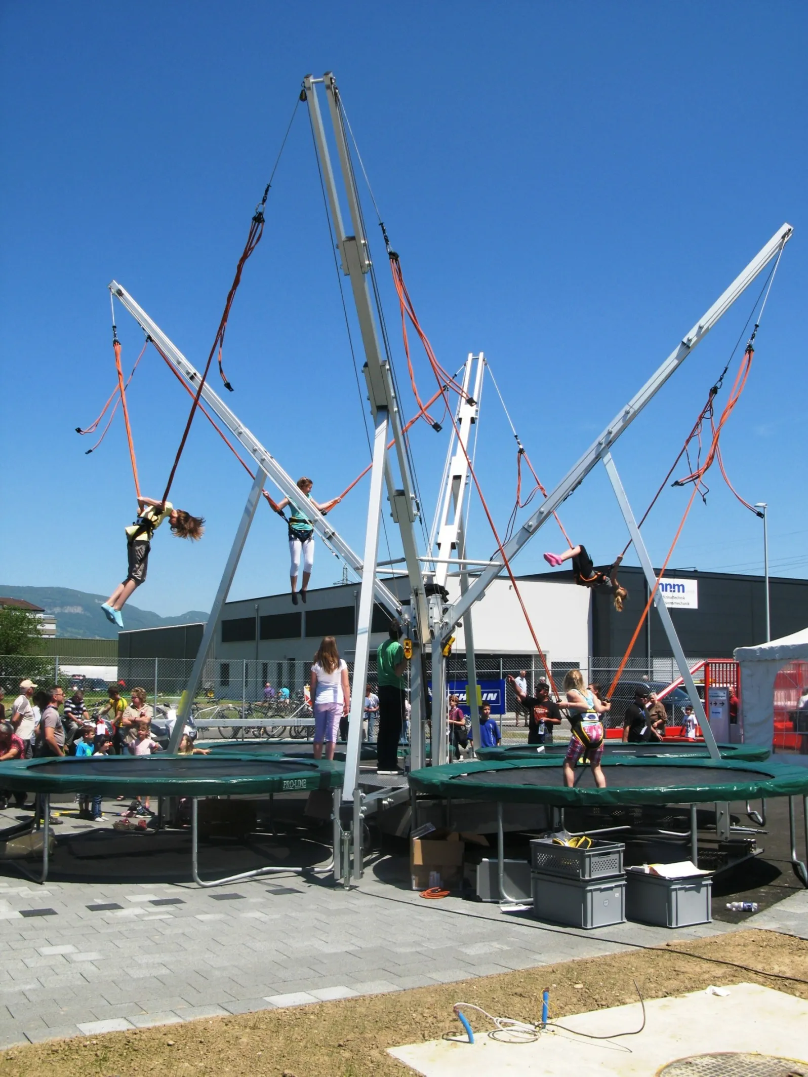 🗳️ Trampoline Elastique 4x