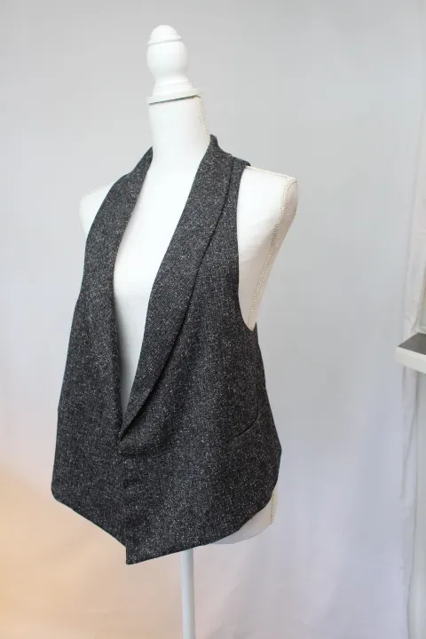 Dark Gray Vest - Tweed Collared ()