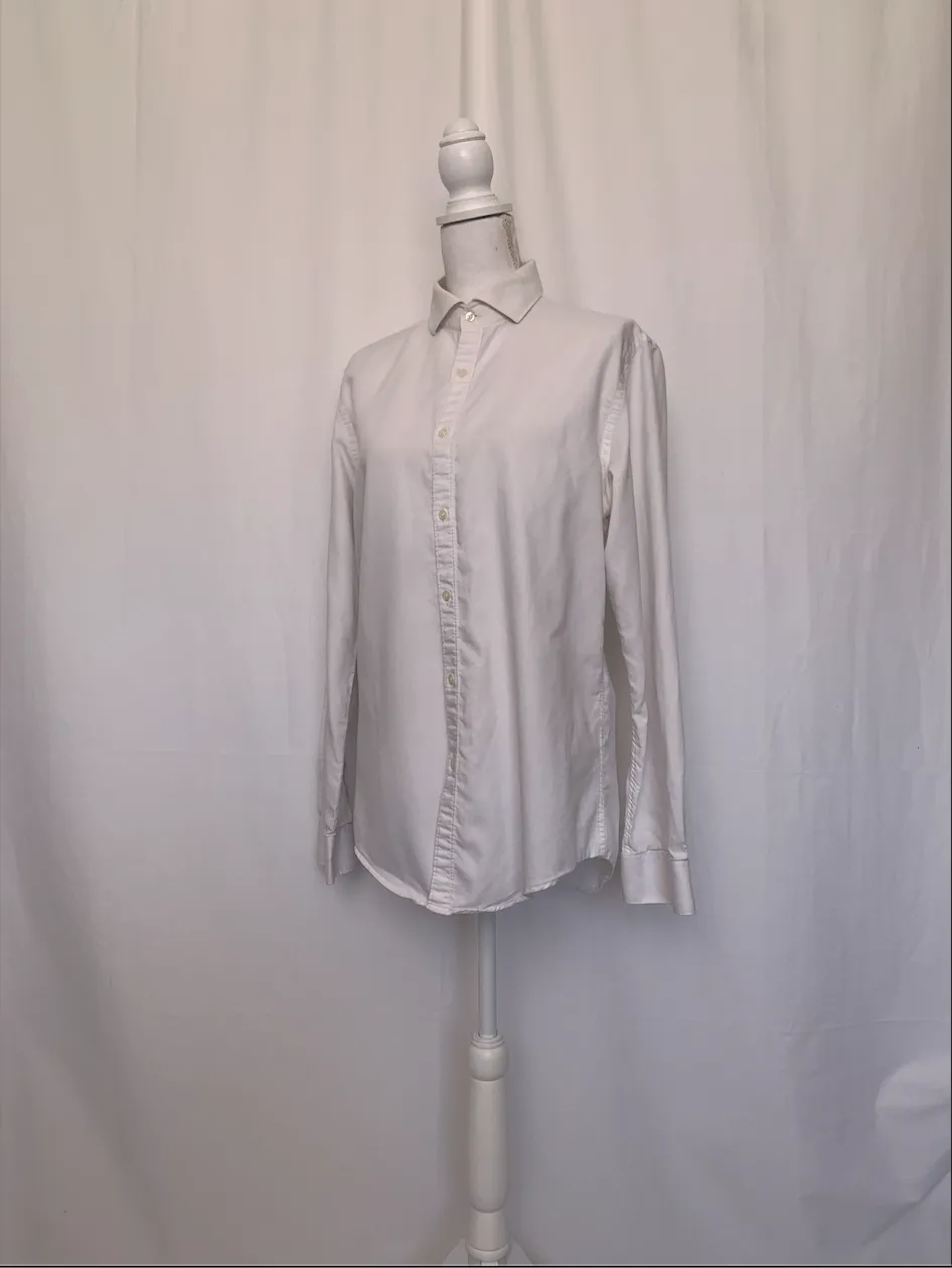 White Shirt - Zara (Large)