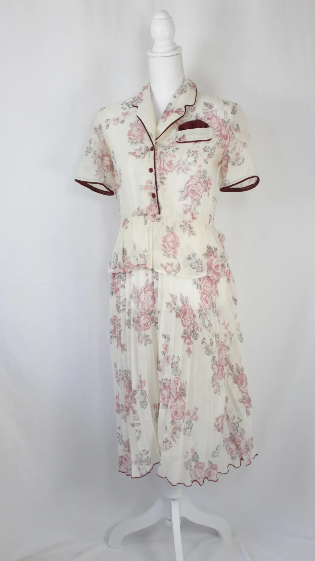 Cream Dress - Floral rose pattern (large)