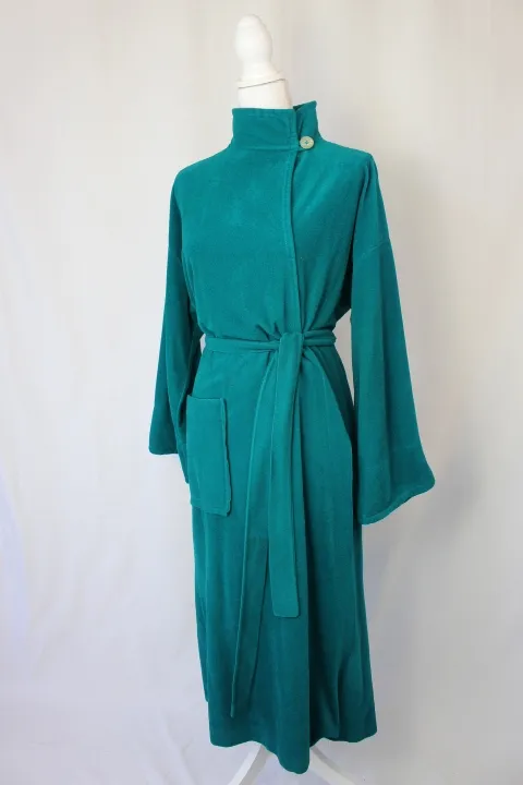 Teal Robe - ()