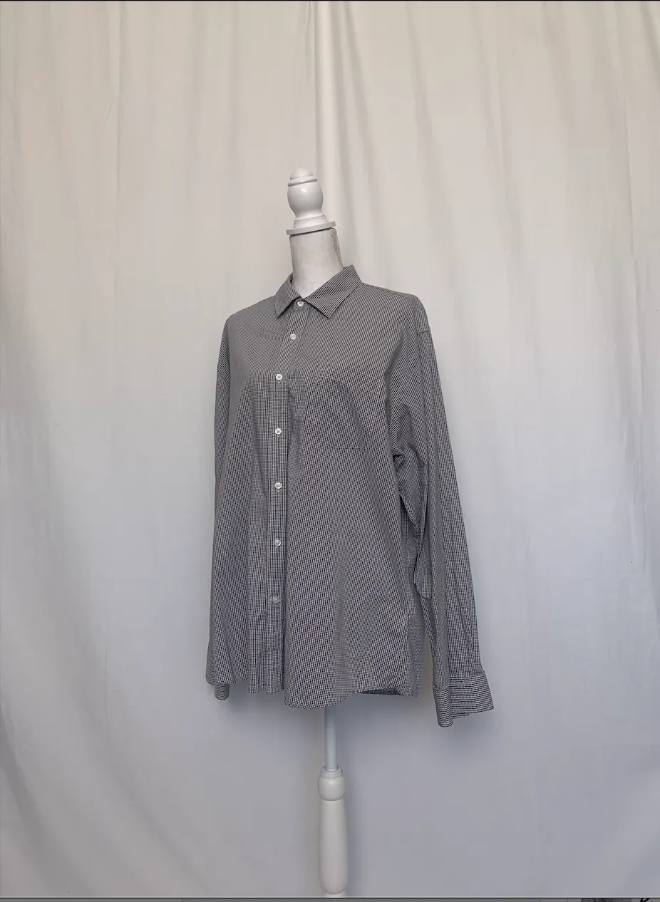 Gray Checkered Shirt - Amazon Essentials (Extra Large)