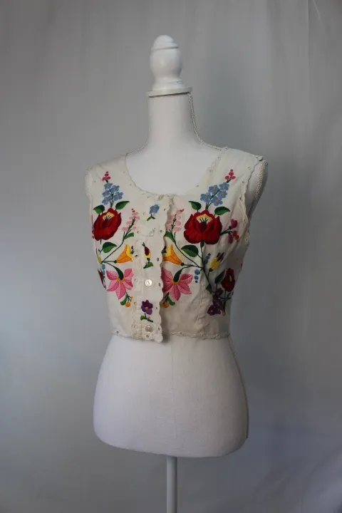 White Floral Vest - 70's Vintage ()