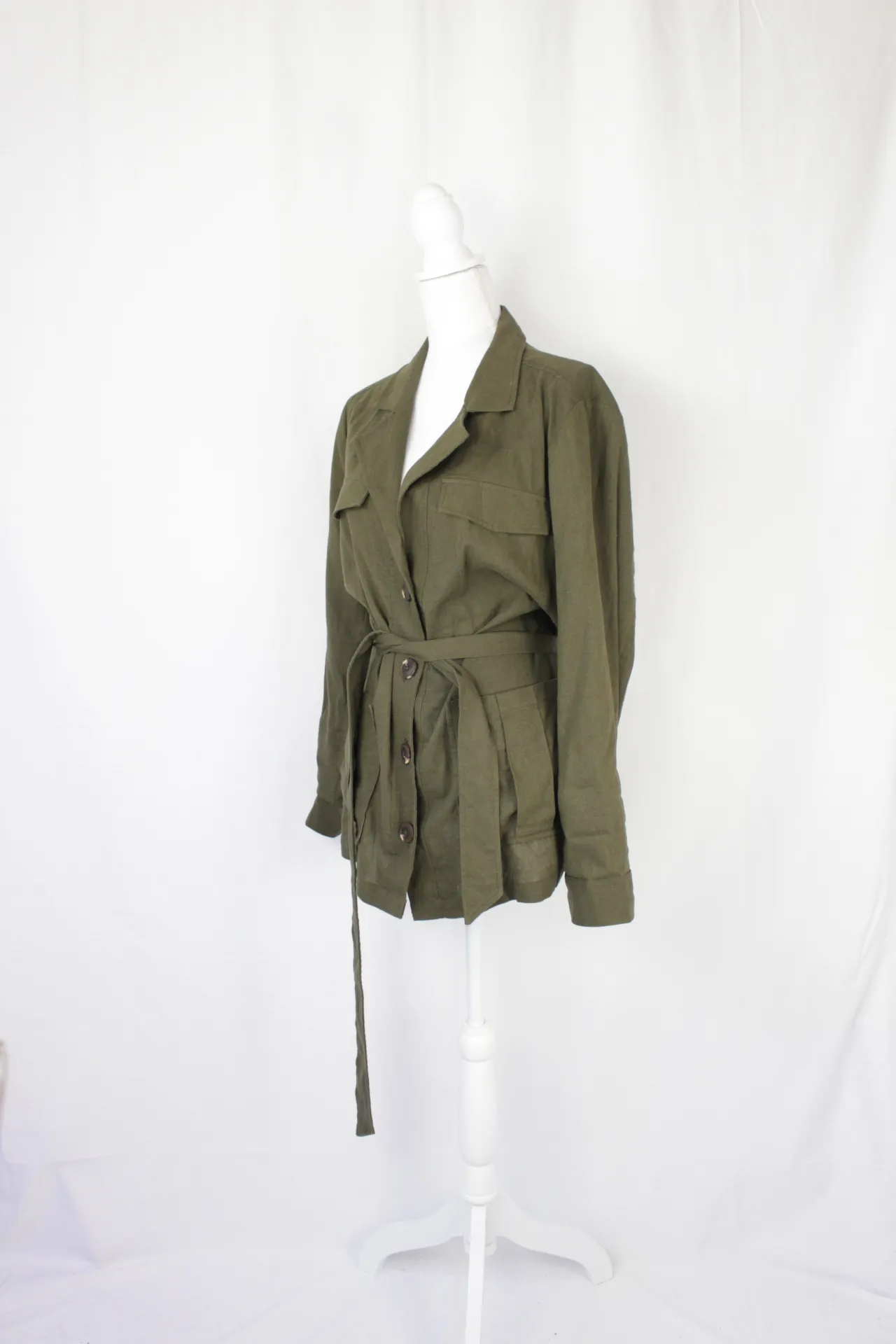 Army Green Jacket - Wrap Opening ()