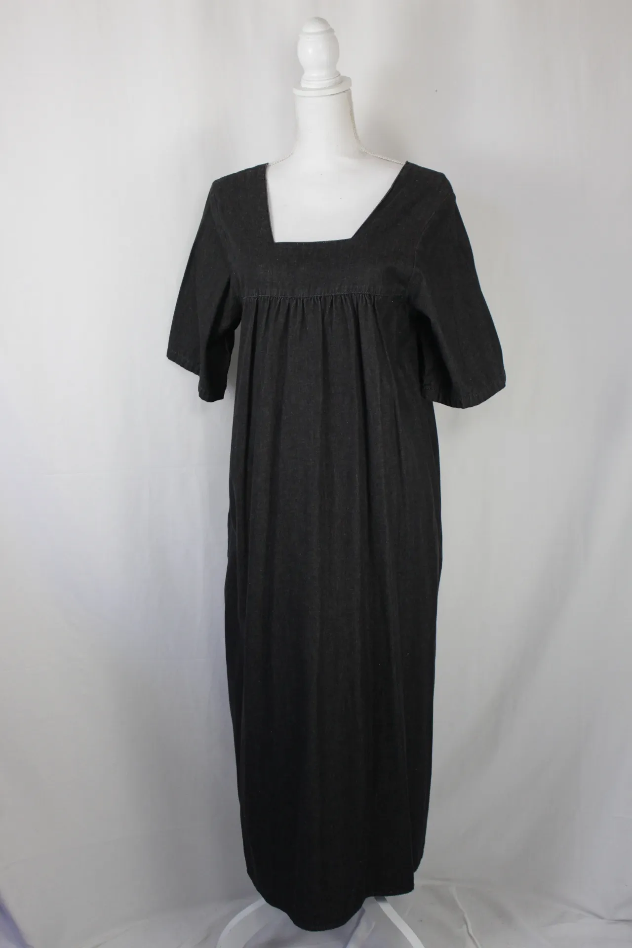 Gray Dress - Empire-Waist ()