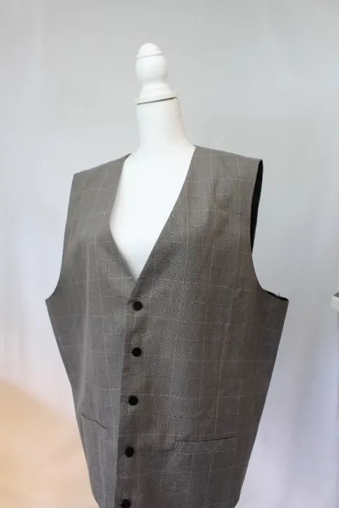 Gray Suit Vest - Tweed/Checkered ()