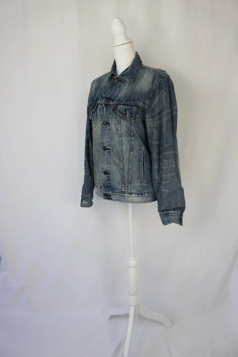 Denim Jacket - Levi's Jean (small)