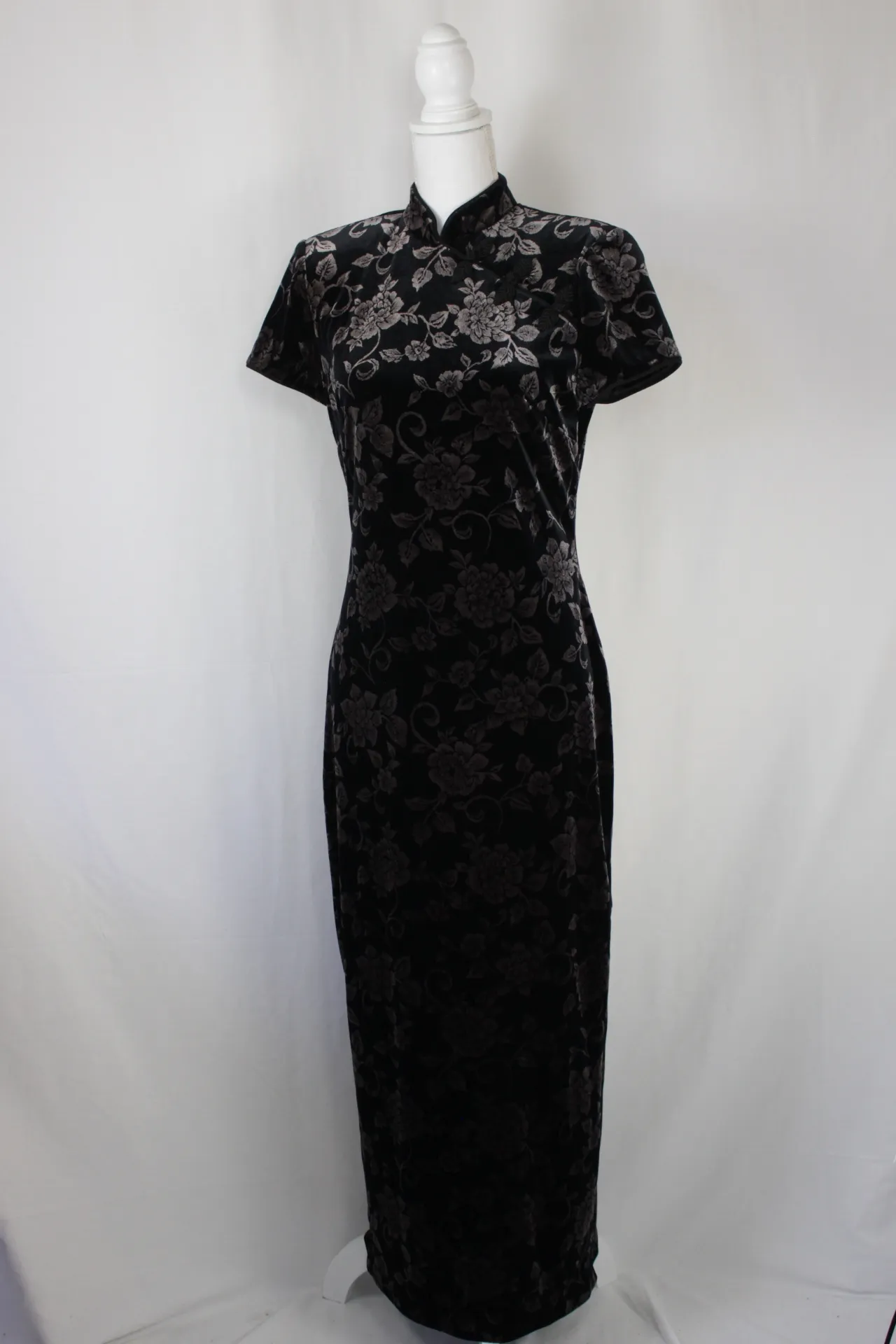 Black Dress - Floral Velour Qipao (large)