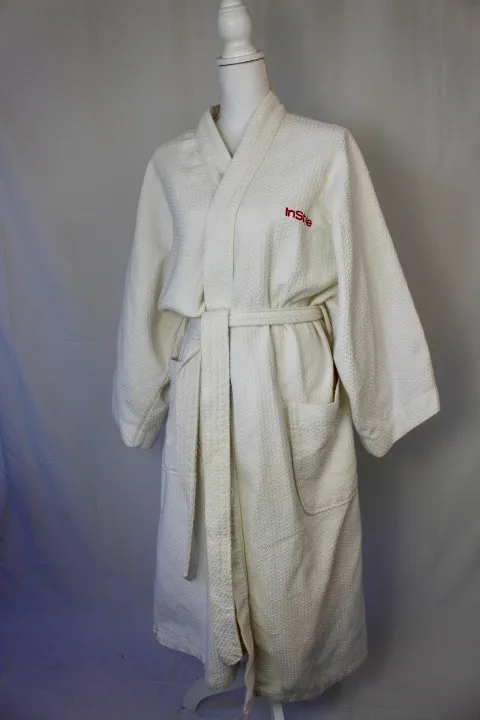 White Robe - Waffle Bathrobe ()