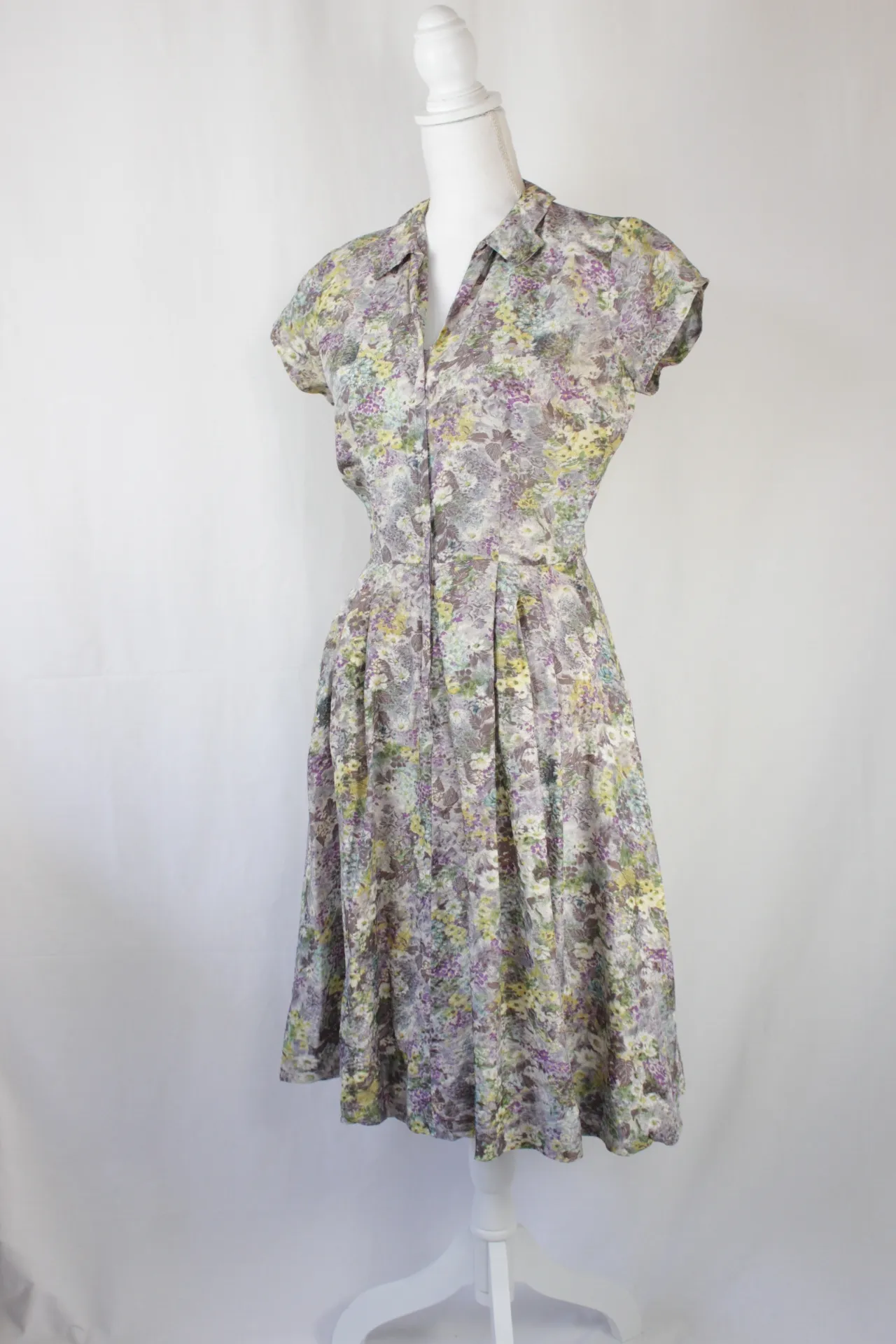 Floral Dress - Collared 
