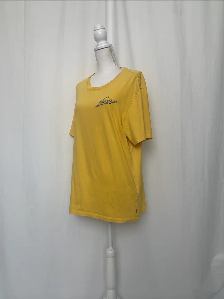 Yellow T-Shirt With Blue Logo - Levi's (Extra Large)