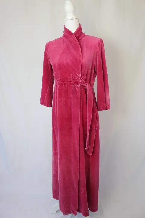 Pink Robe - Saks Fifth Avenue ()