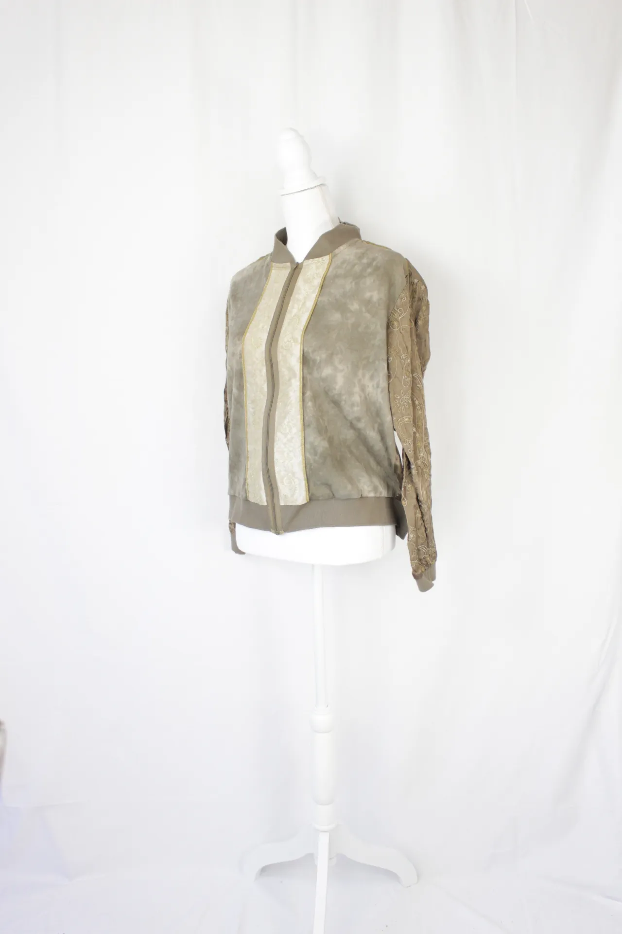 Brown Sweatshirt - Ruffly Sleeves and Gold Embroidery (small)