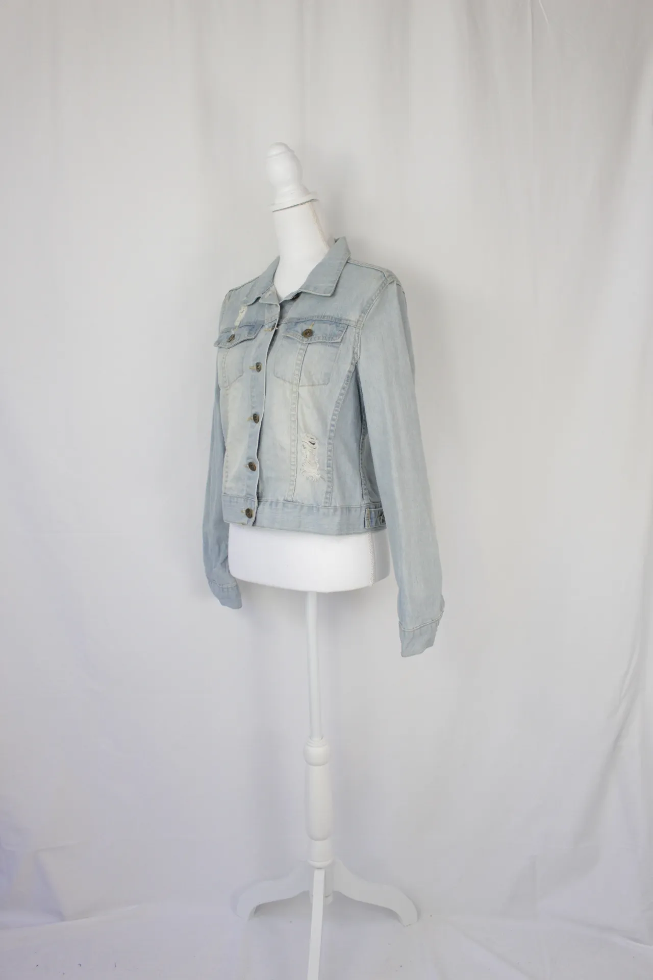 Light Blue Jacket - Denim (medium) 