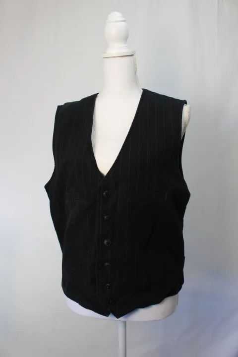 Black Striped Vest - American Eagle ()