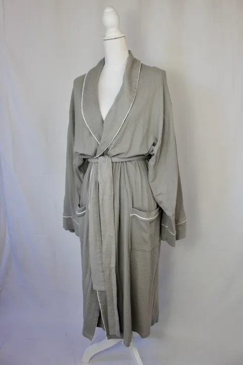 Grey Robe - Waffle Knit Bathrobe ()